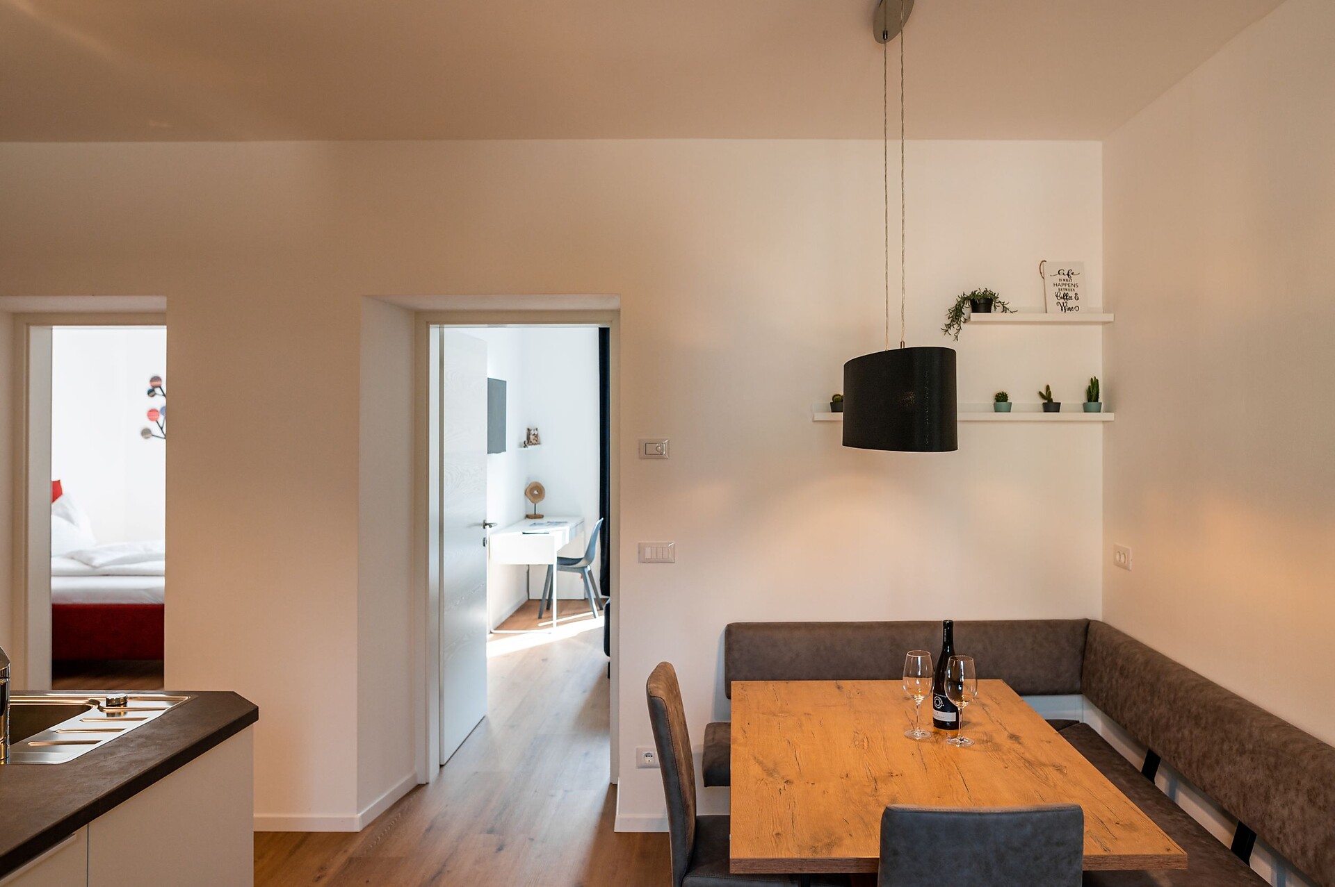 Wohnzimmer, Küche, Schalfsofa