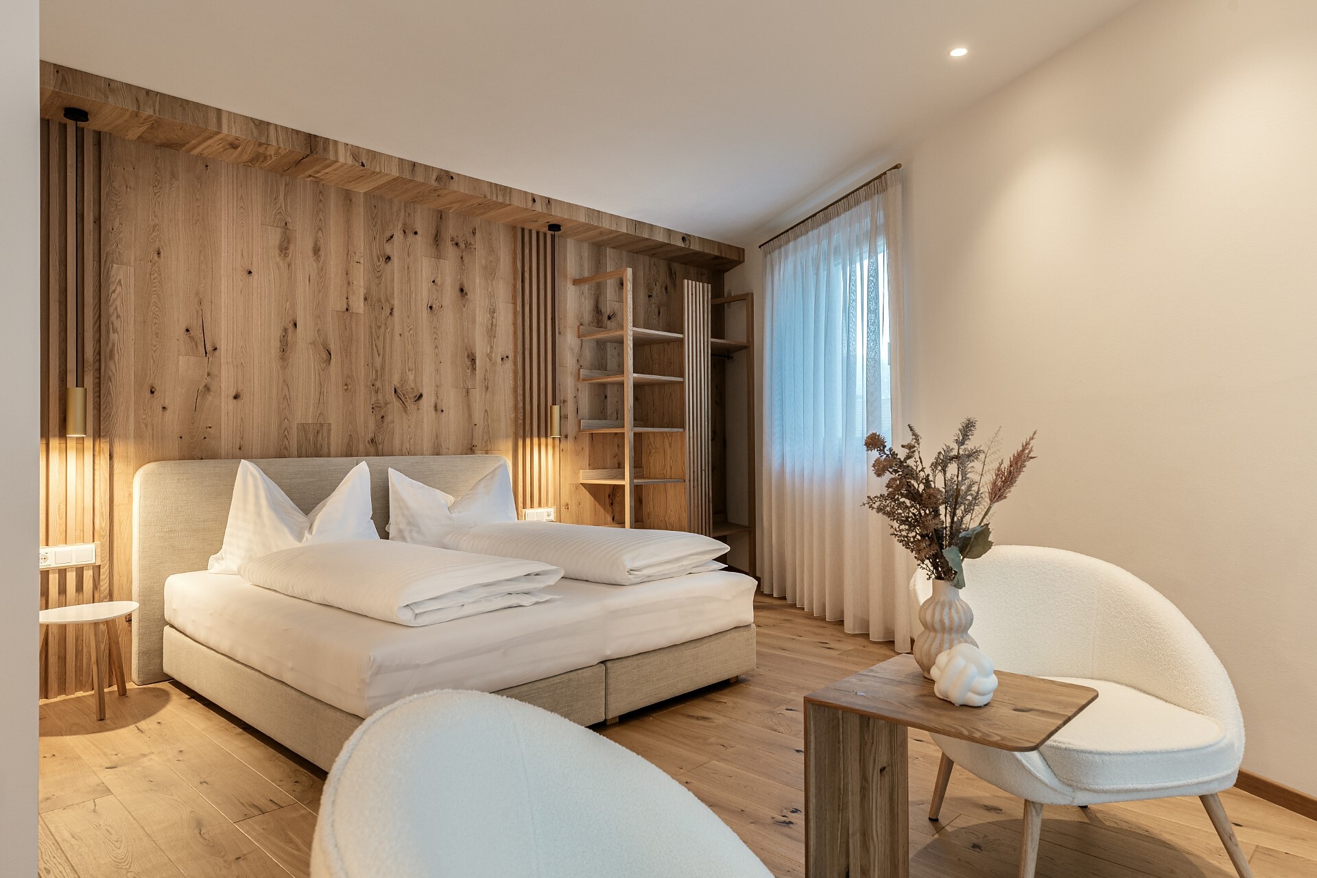 Apartment White