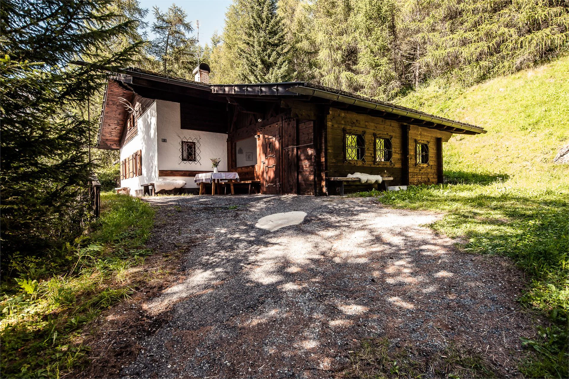 Chalet al lago di Resia Curon Venosta 4 suedtirol.info