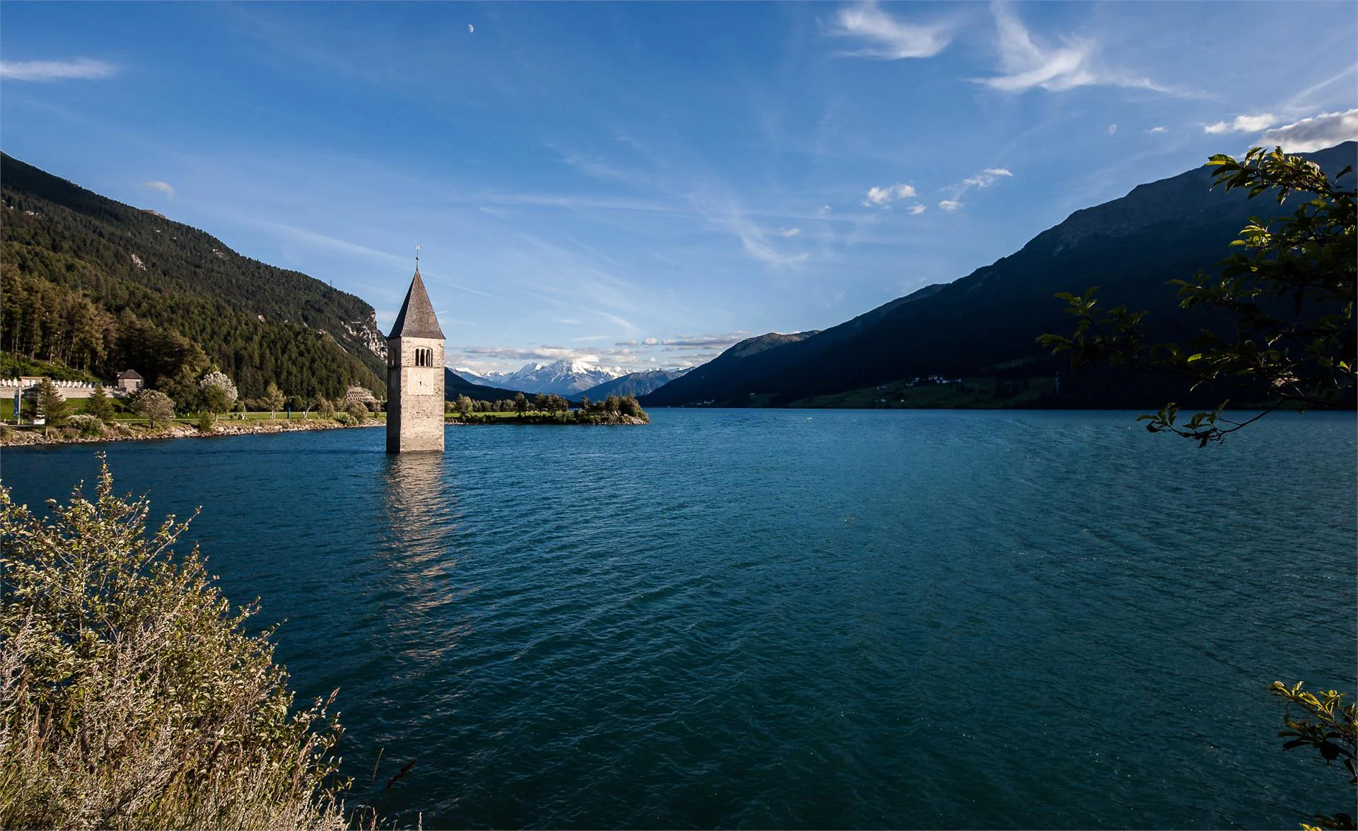 Chalet al lago di Resia Curon Venosta 30 suedtirol.info