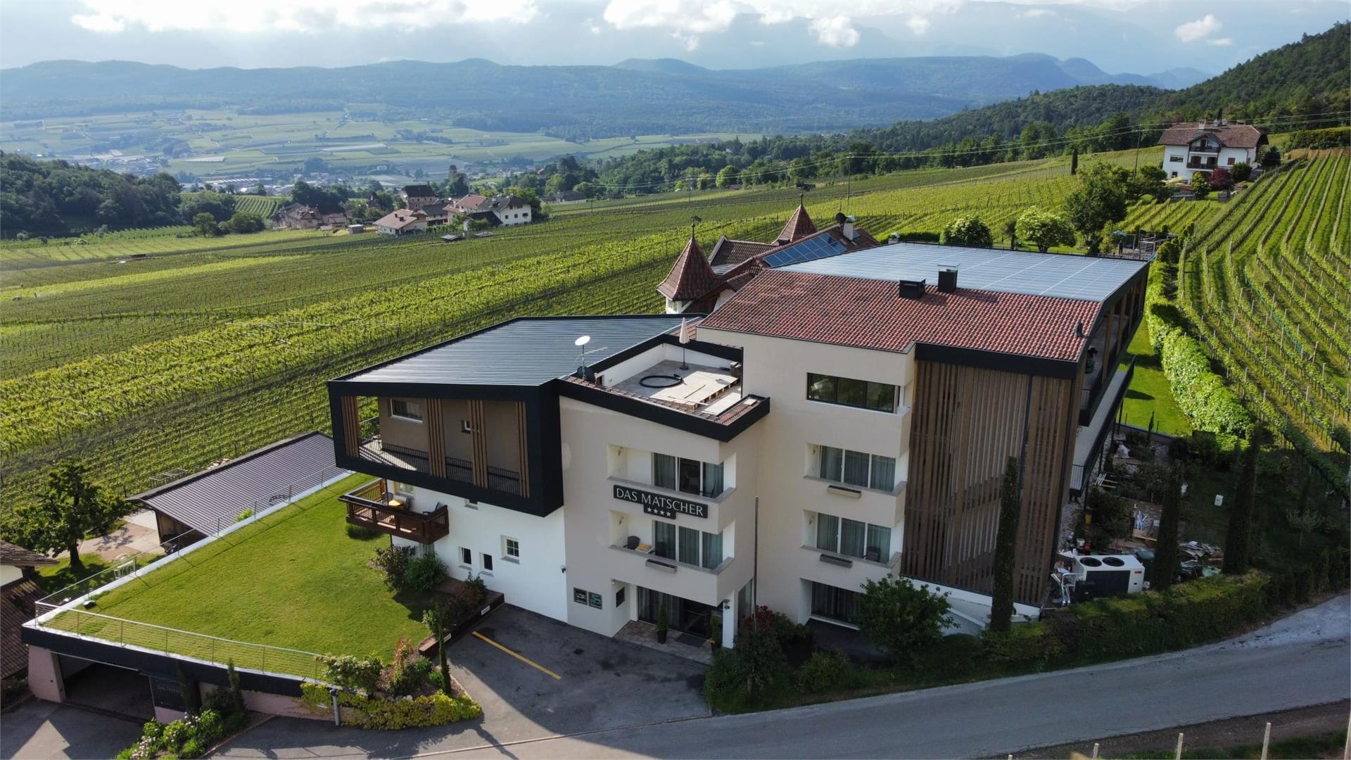 DAS MATSCHER - Residence & Garden Hotel Appiano sulla Strada del Vino 23 suedtirol.info