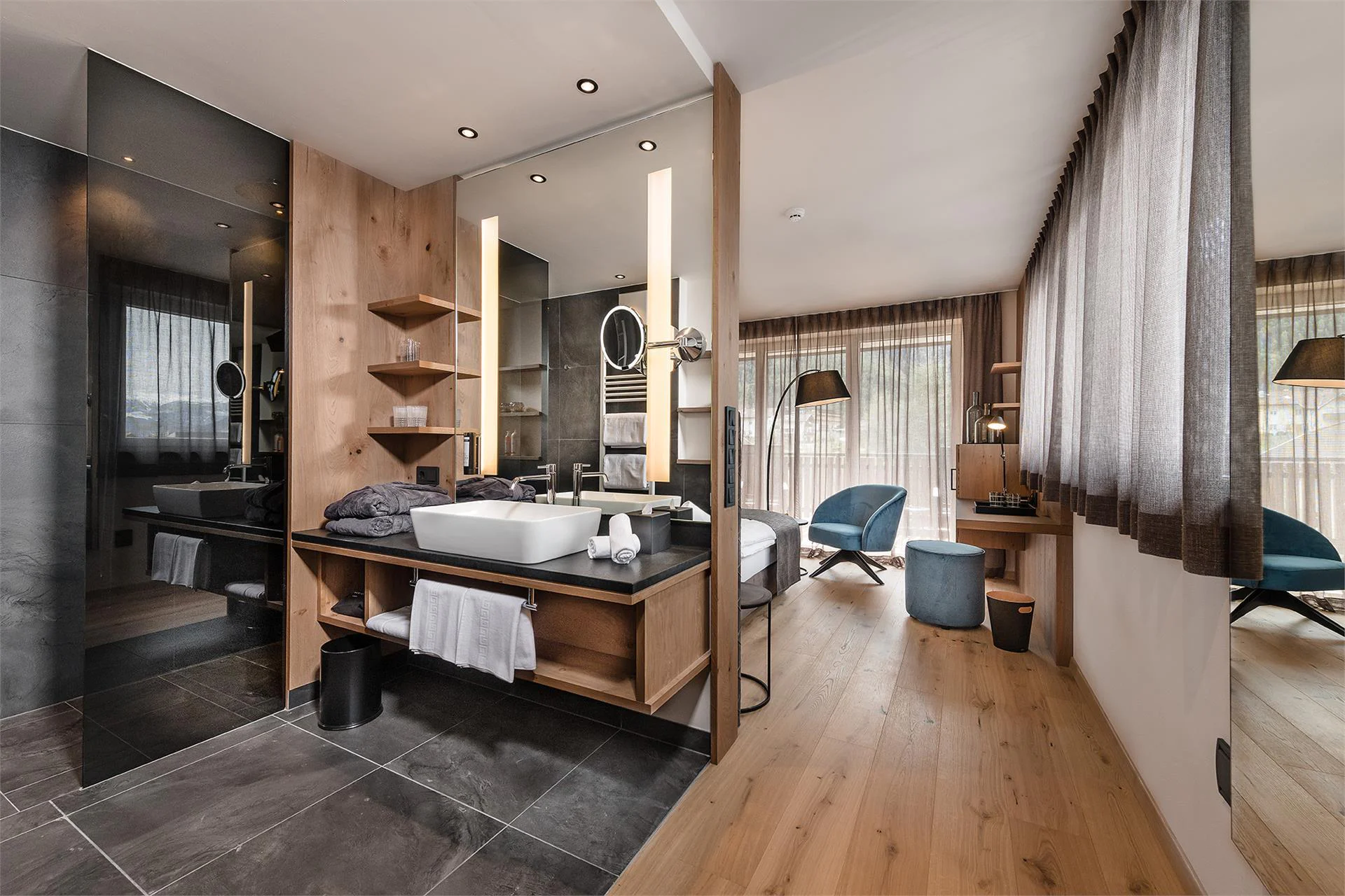 Hotel Jagdhof Laces 28 suedtirol.info