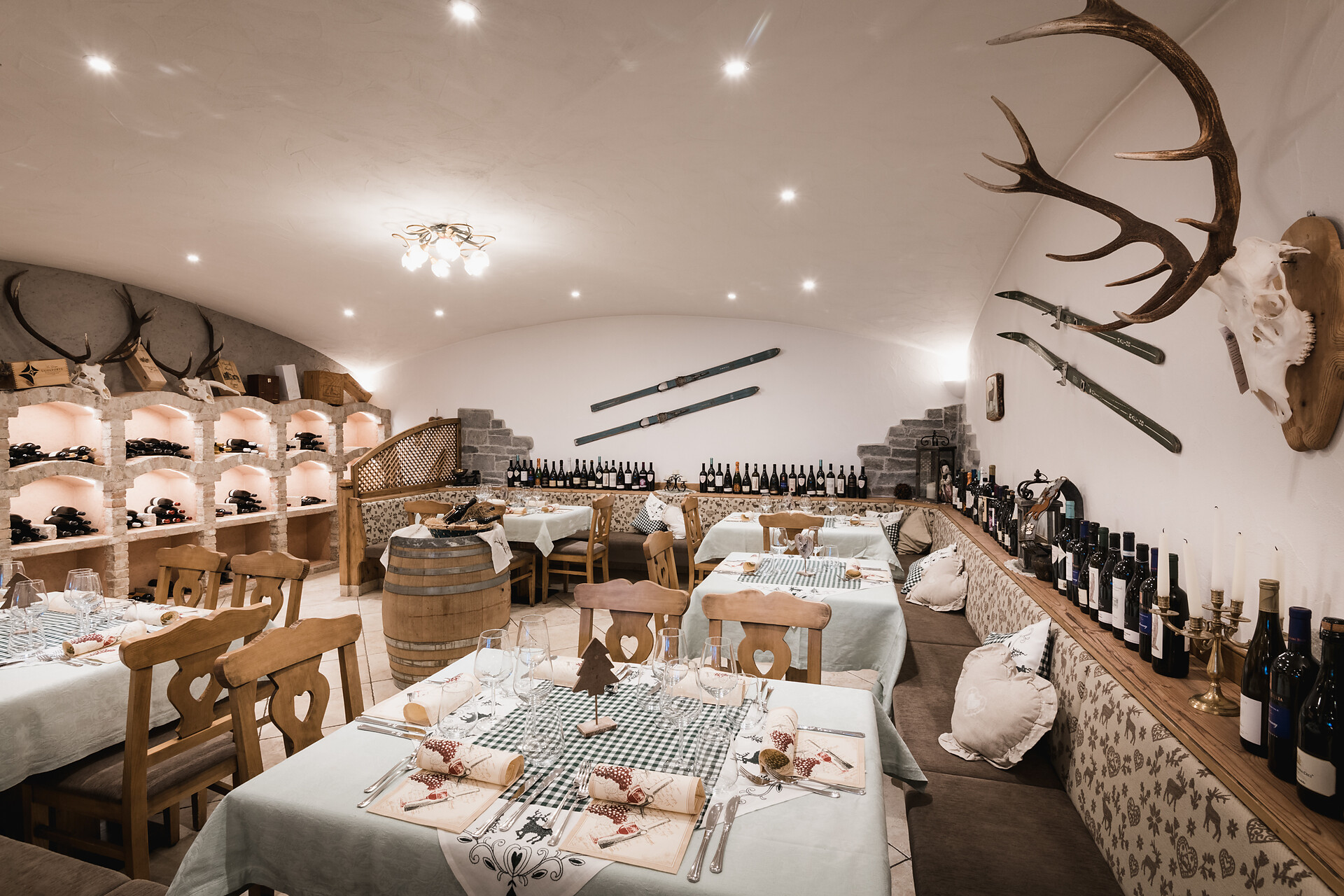 Laguscei Dolomites Mountain Hotel