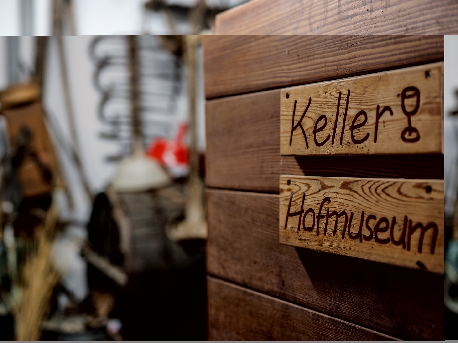 Blick ins kleine, aber gut ausgestattete Hofmuseum