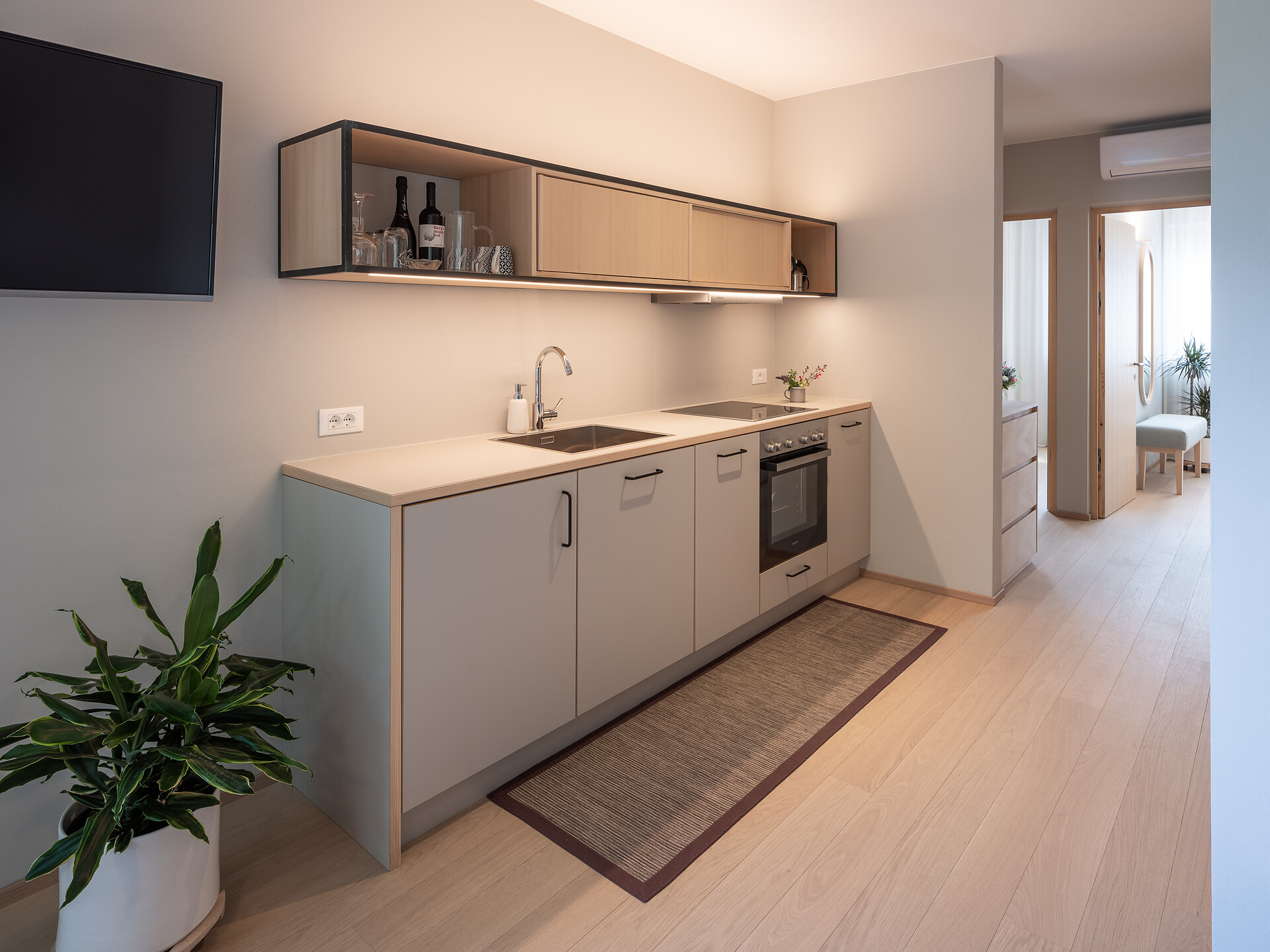 Dianthus Apartment