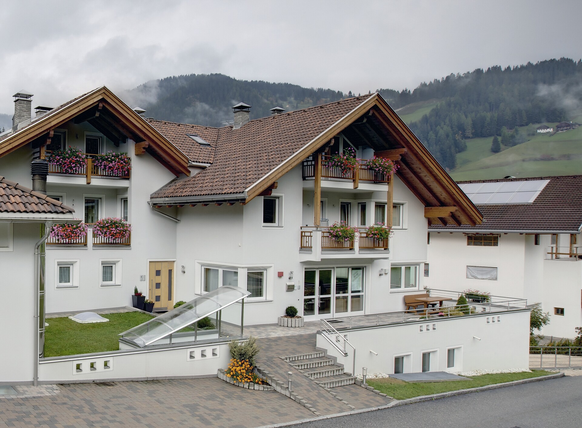 Eliara afité Srl - Dolomites Region Alta Badia - #1 - suedtirol.info
