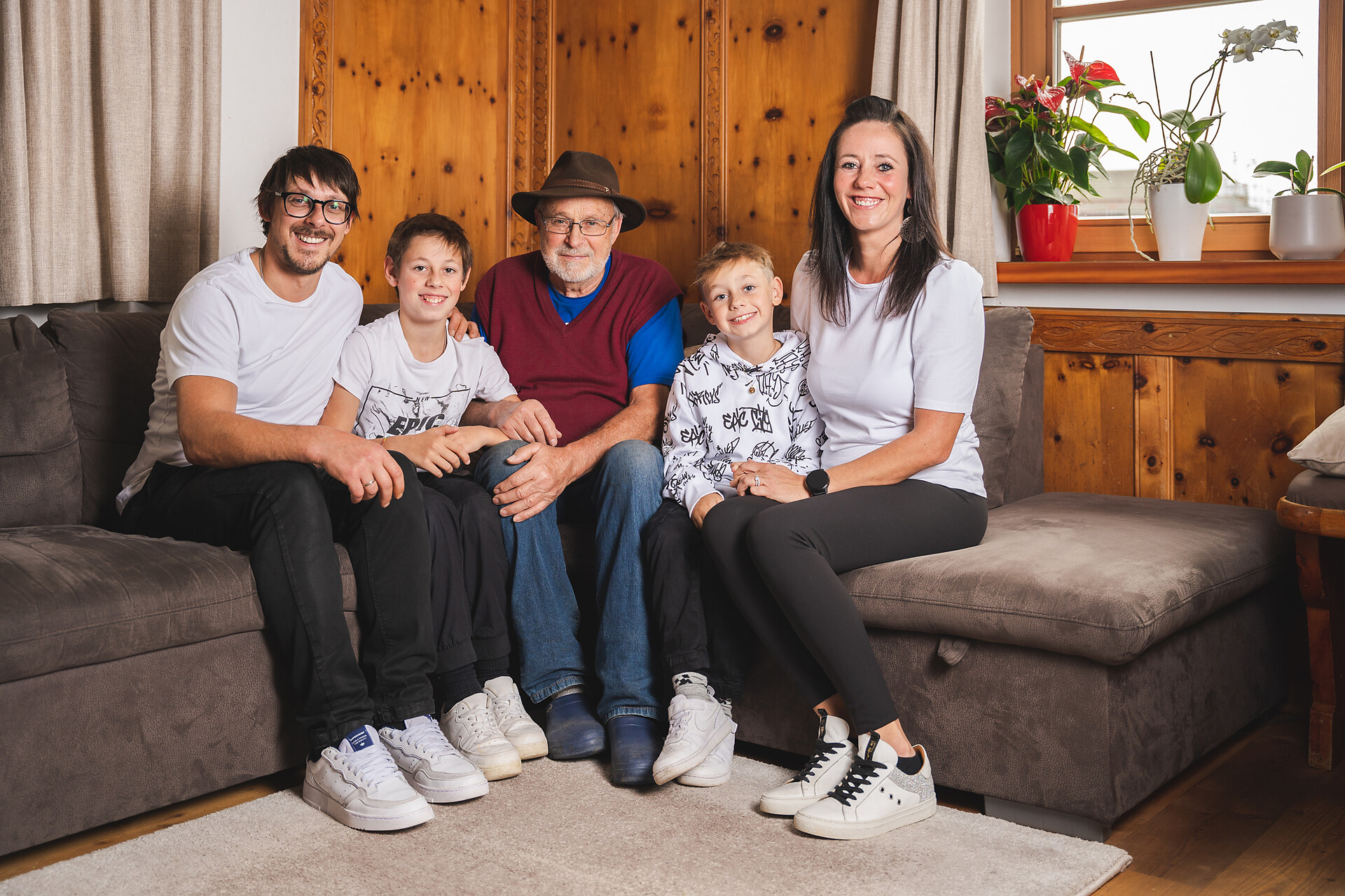 Family Hackhofer Elslerhof Dobbiaco Farm holidays