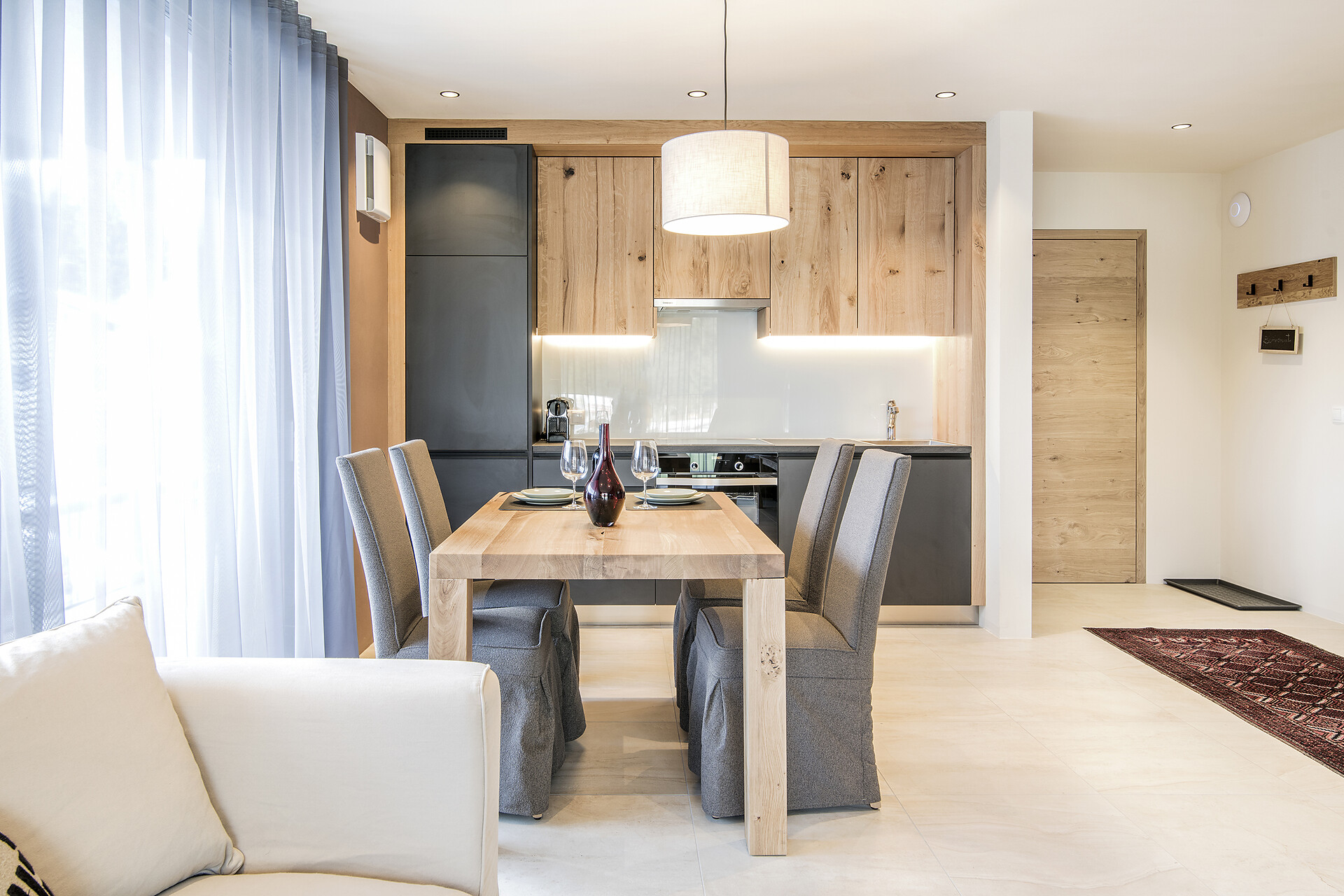 Garden Suite 2