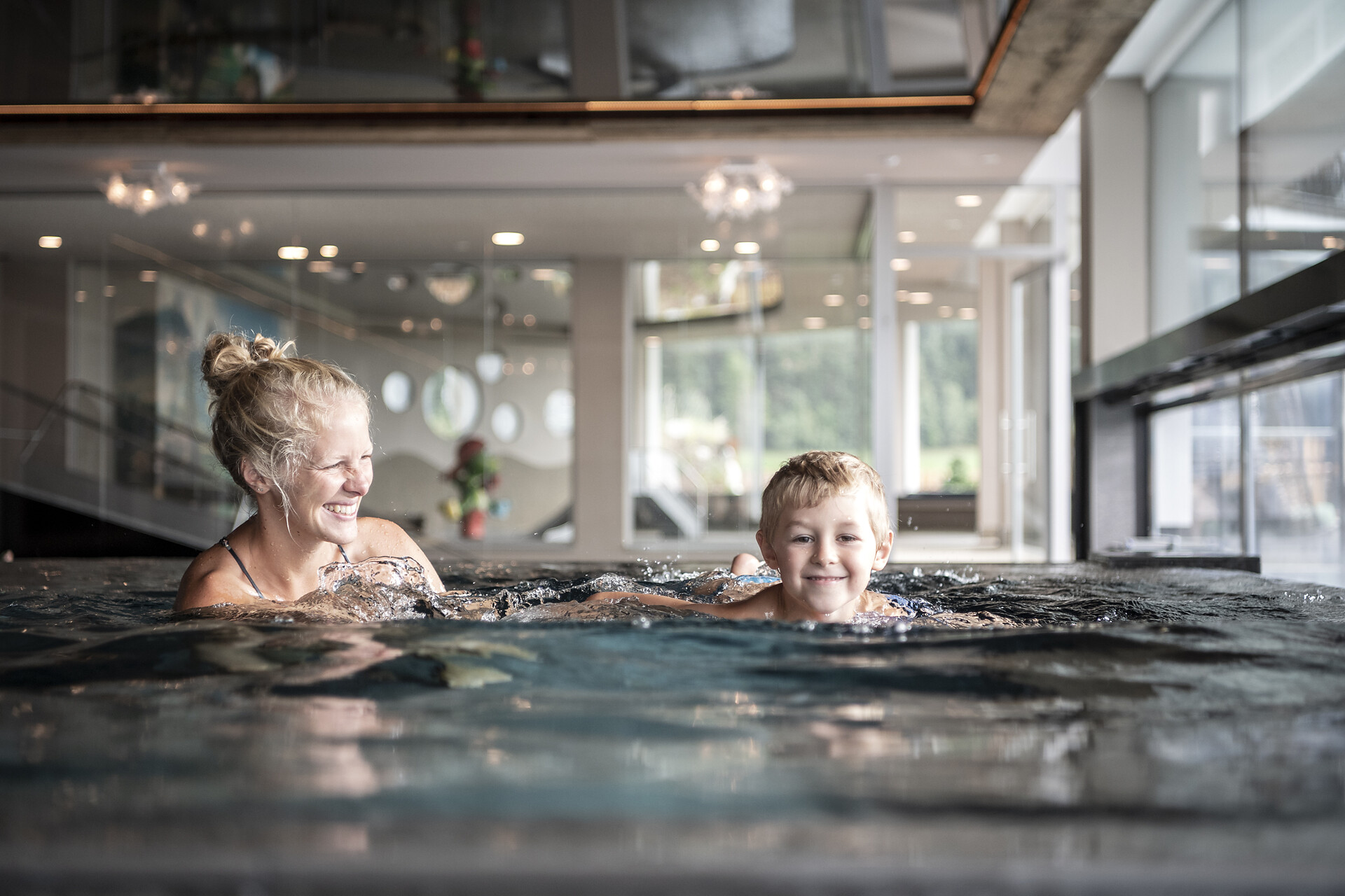 Schwimmbad Innen