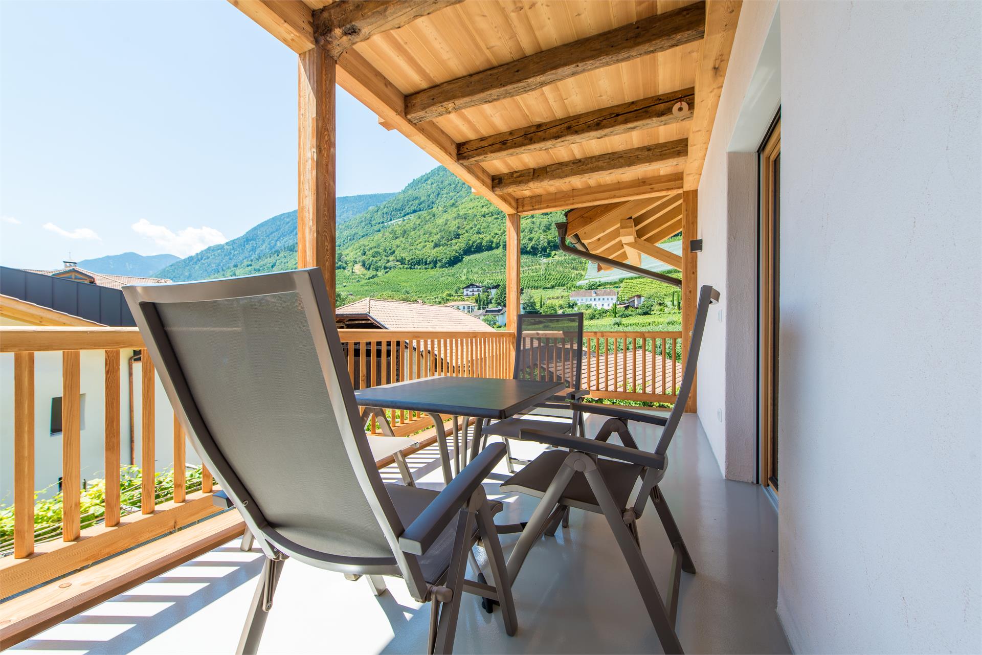 Eco BNB & Apartments Bründlerhof Marling 16 suedtirol.info