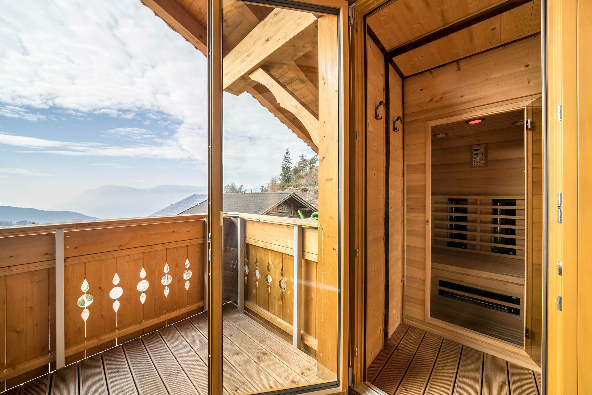 Apartment with sauna