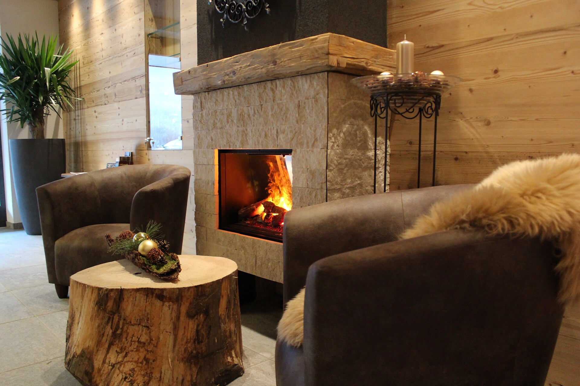 Erlhof Appartement Hotel Deluxe Ahrntal/Valle Aurina 5 suedtirol.info