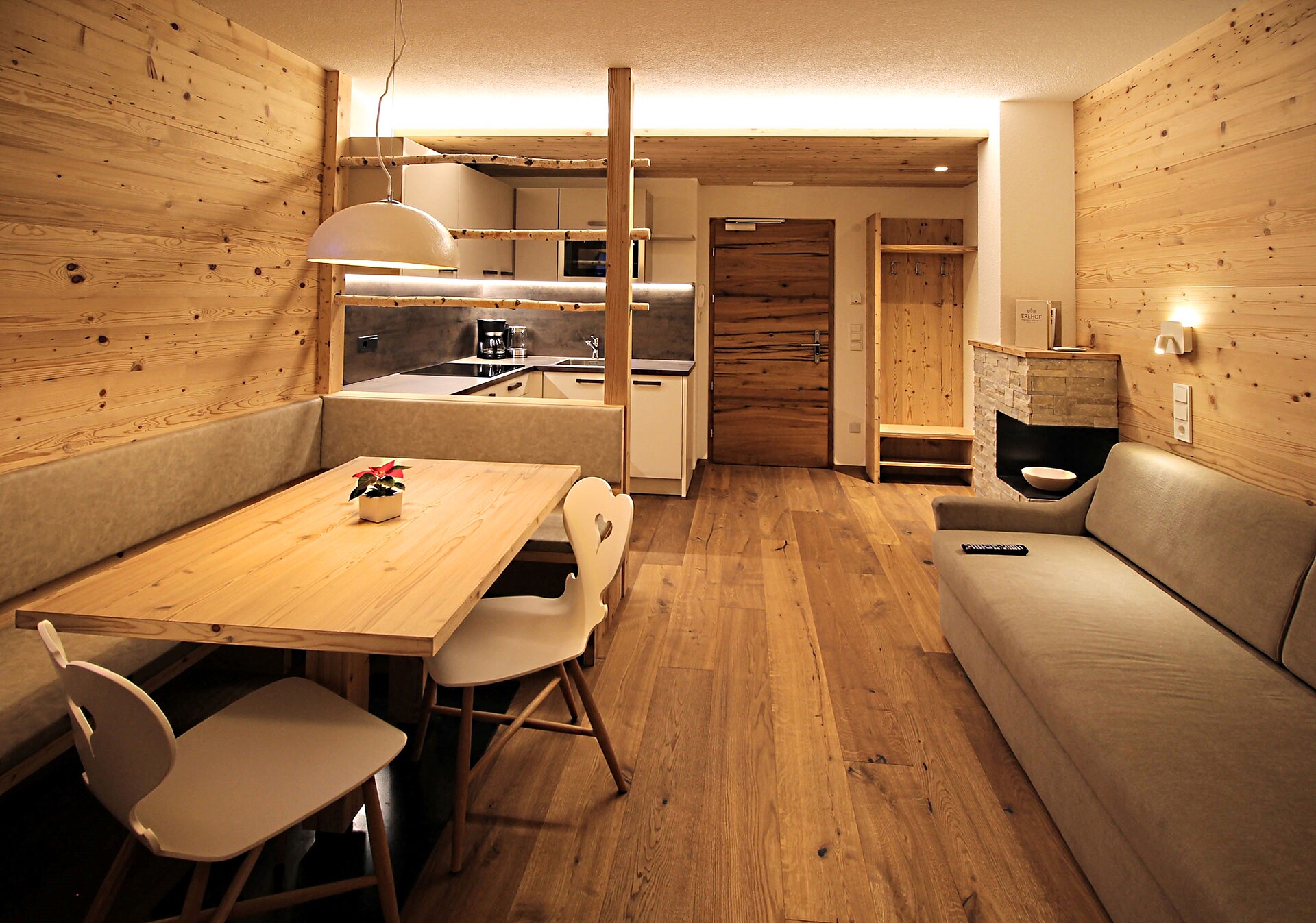 Erlhof Appartement Hotel Deluxe Ahrntal/Valle Aurina 3 suedtirol.info