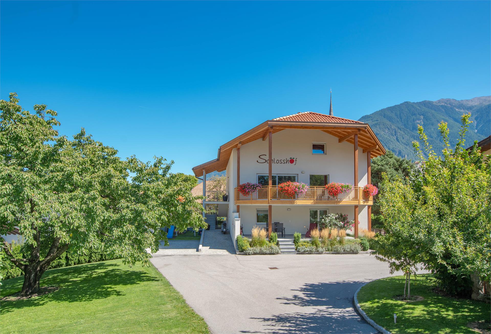 Ferienwohnungen Schlosshof Latsch 2 suedtirol.info