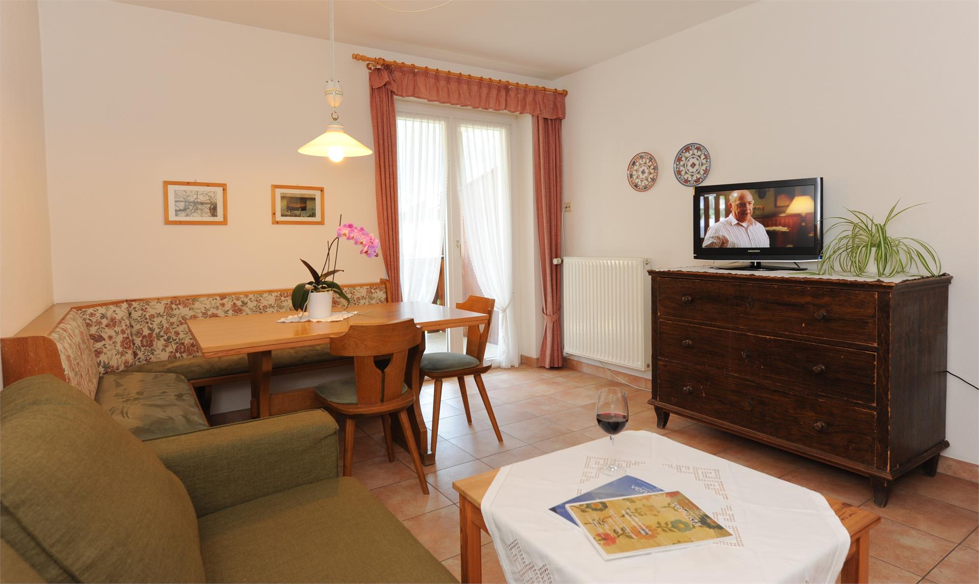 Apartment Haus Schlossblick Latsch/Laces 12 suedtirol.info
