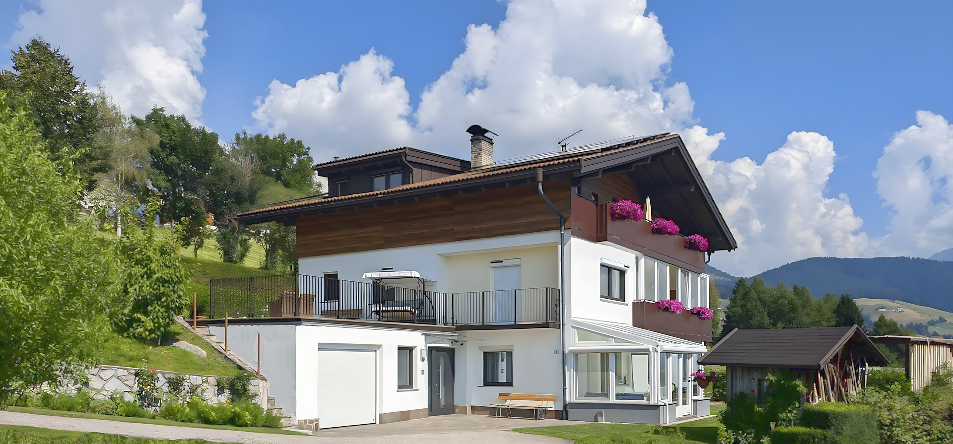 Sommer in der Haselstaude