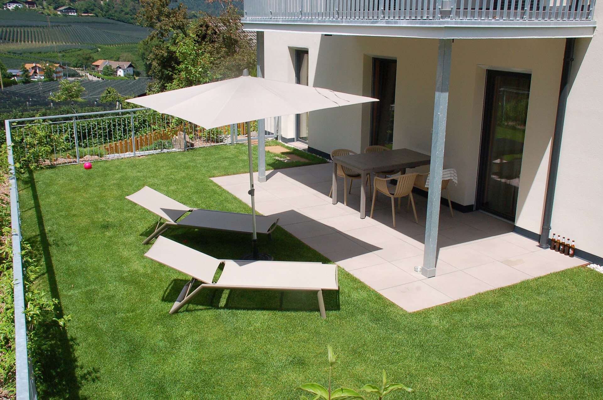 Privatgarten Wohnung VIOLA