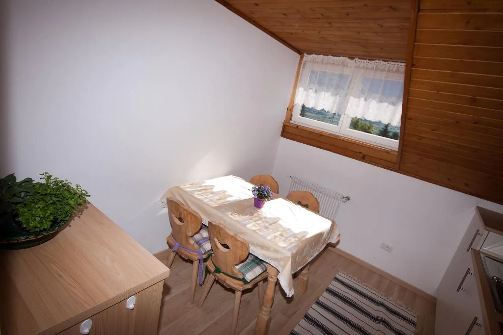 Appartamenti Vorhauser Nalles 10 suedtirol.info
