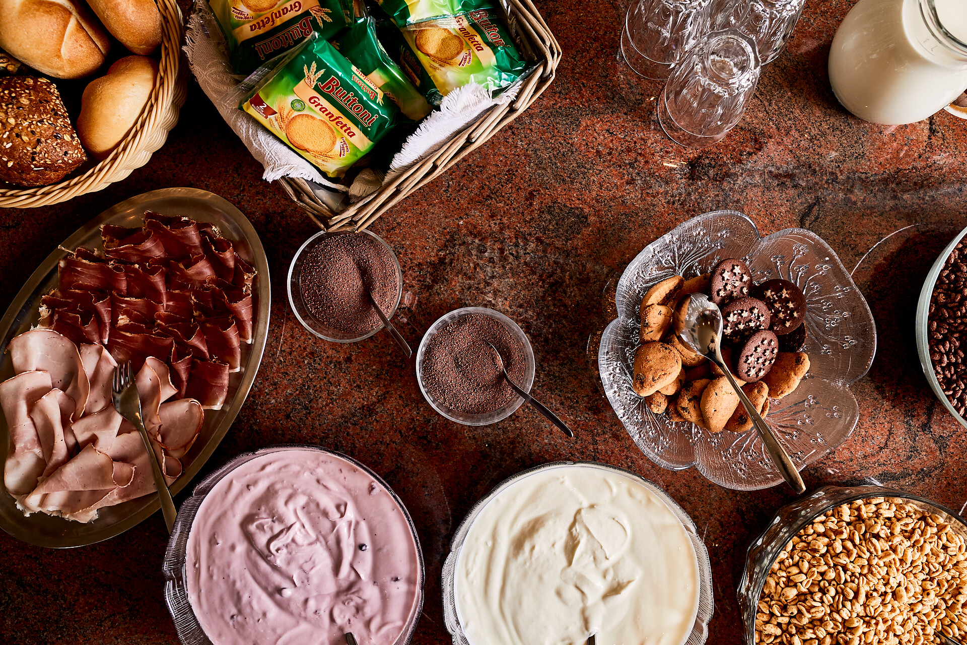 Breakfast buffet