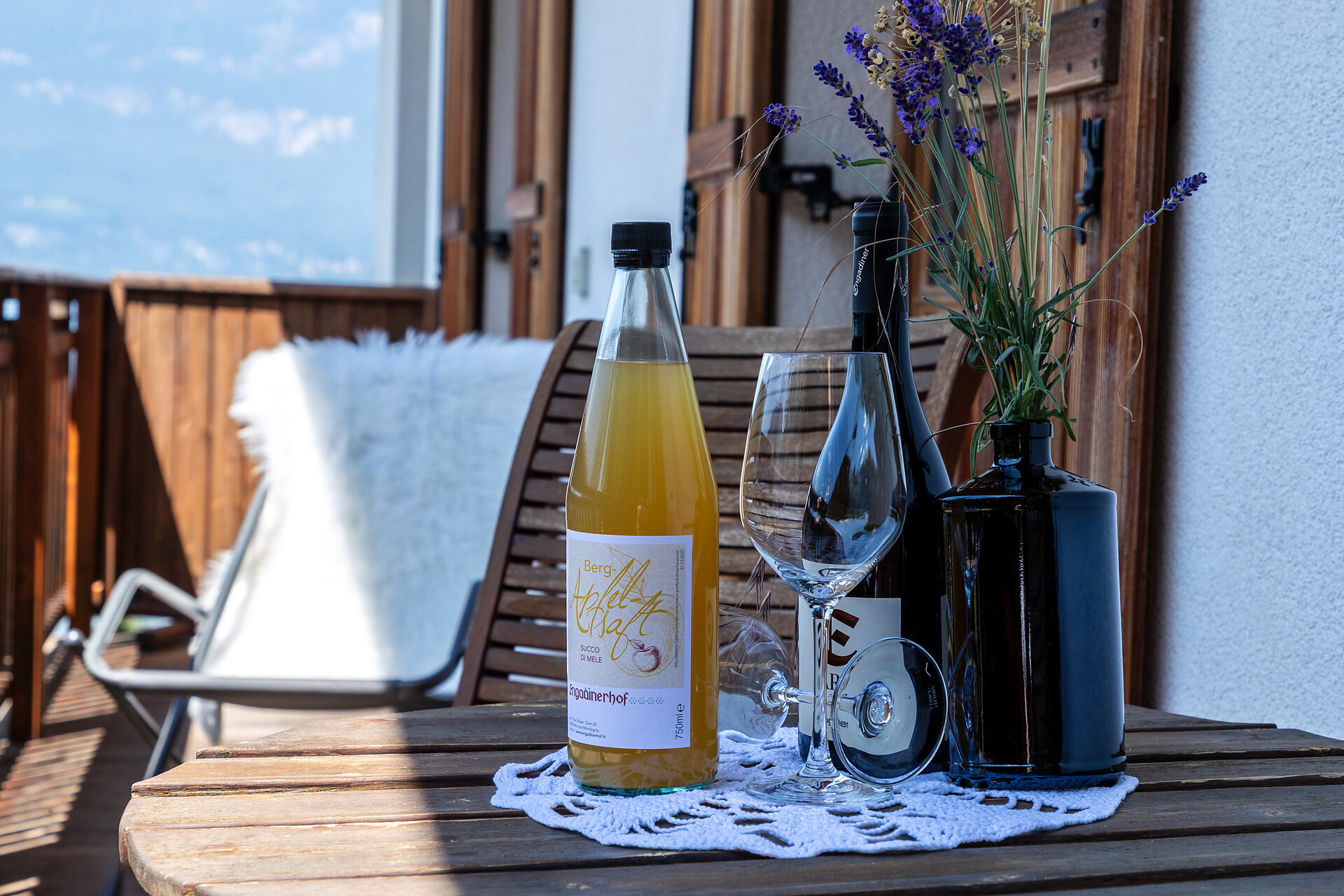 Engadiner Apartments & Wines