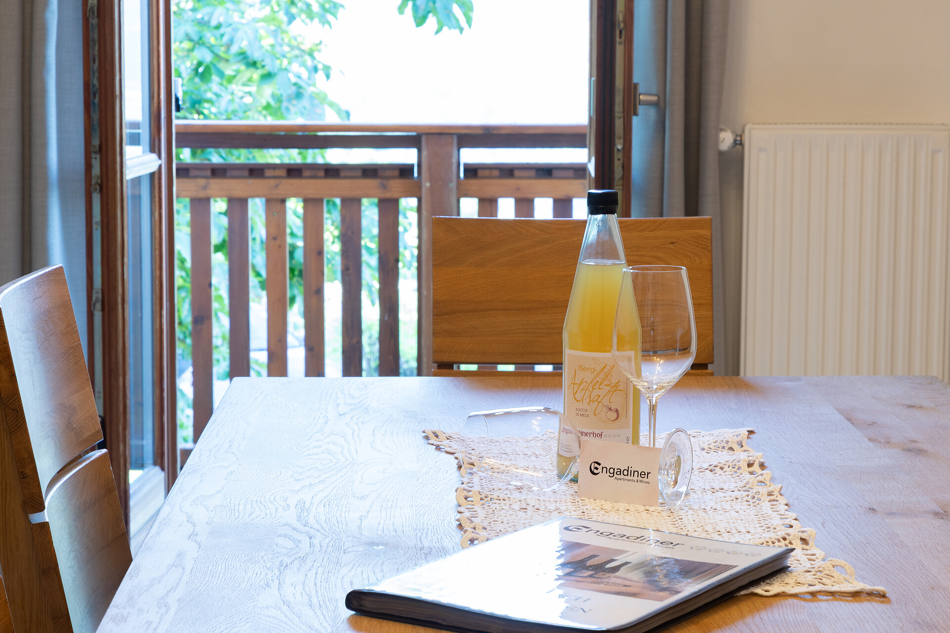 Engadiner Apartments & Wines