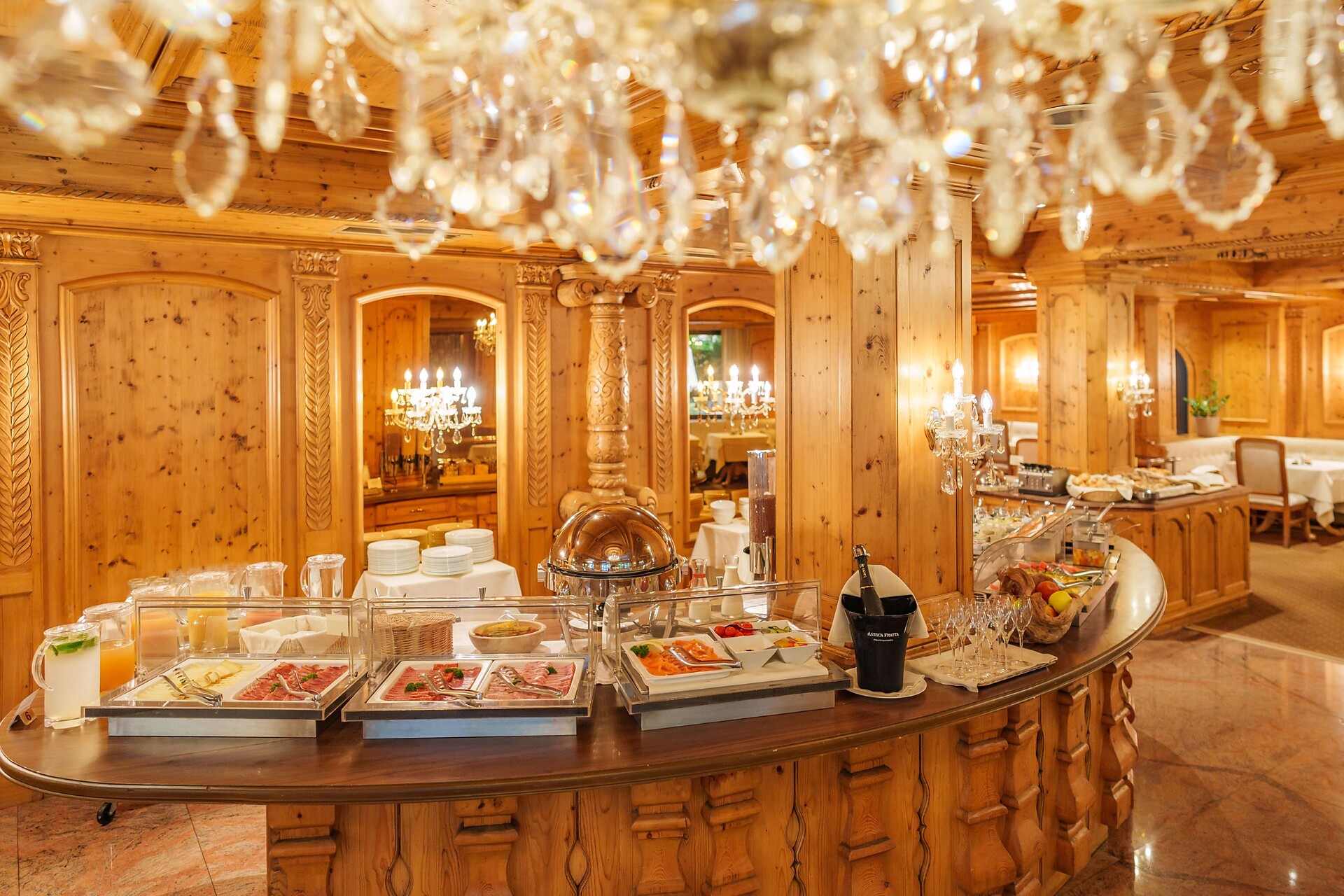Fist Class Hotel Vier Jahreszeiten Schlanders/Silandro 24 suedtirol.info