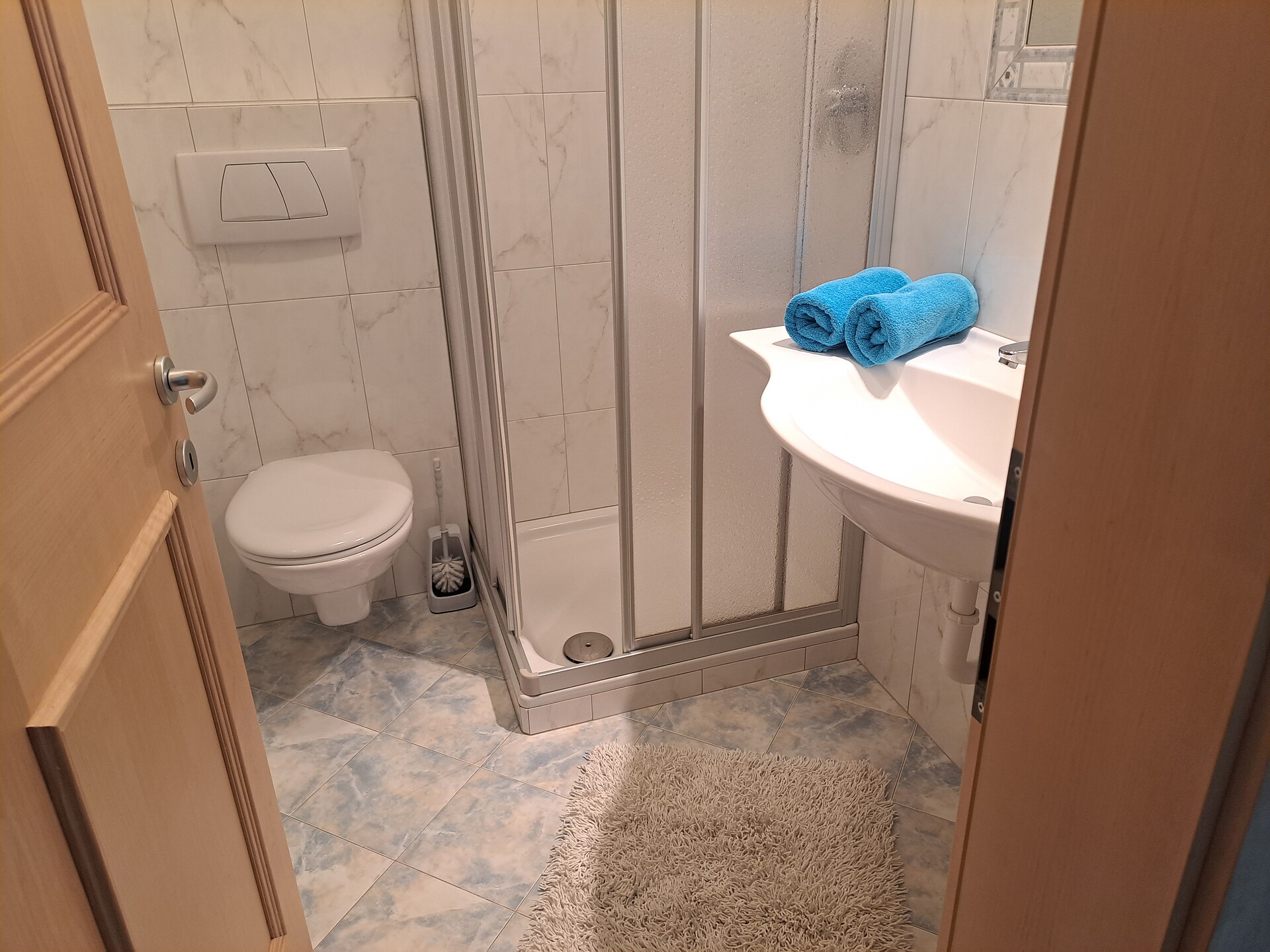 Bad Zimmer Kanzi
