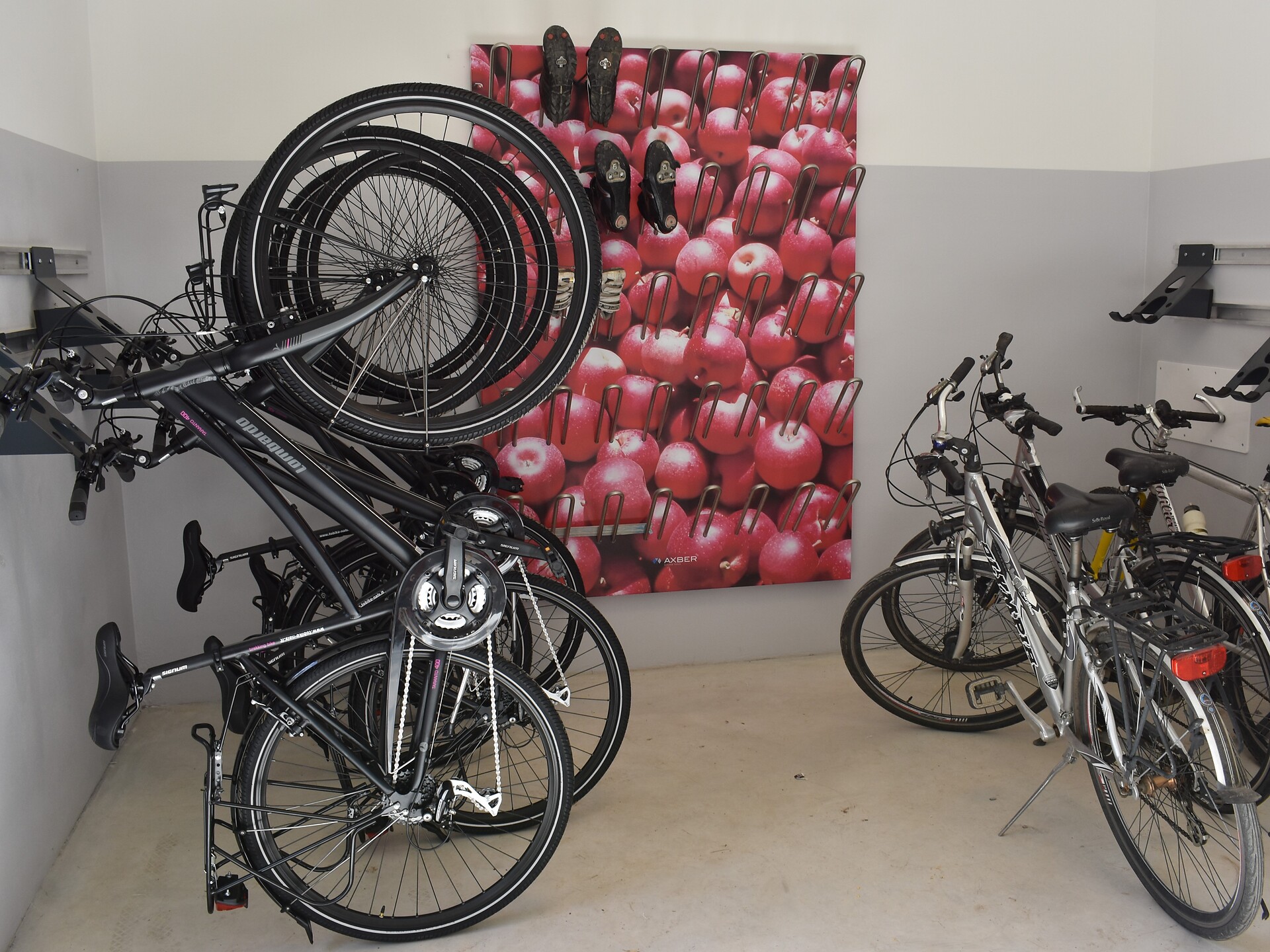 bicycle room