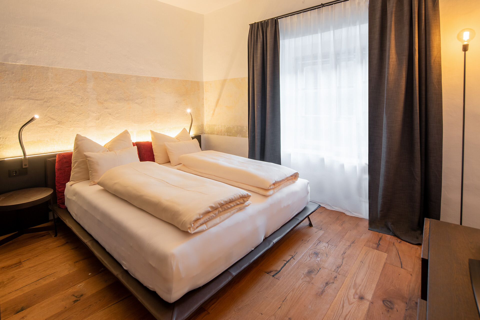 Room 1824