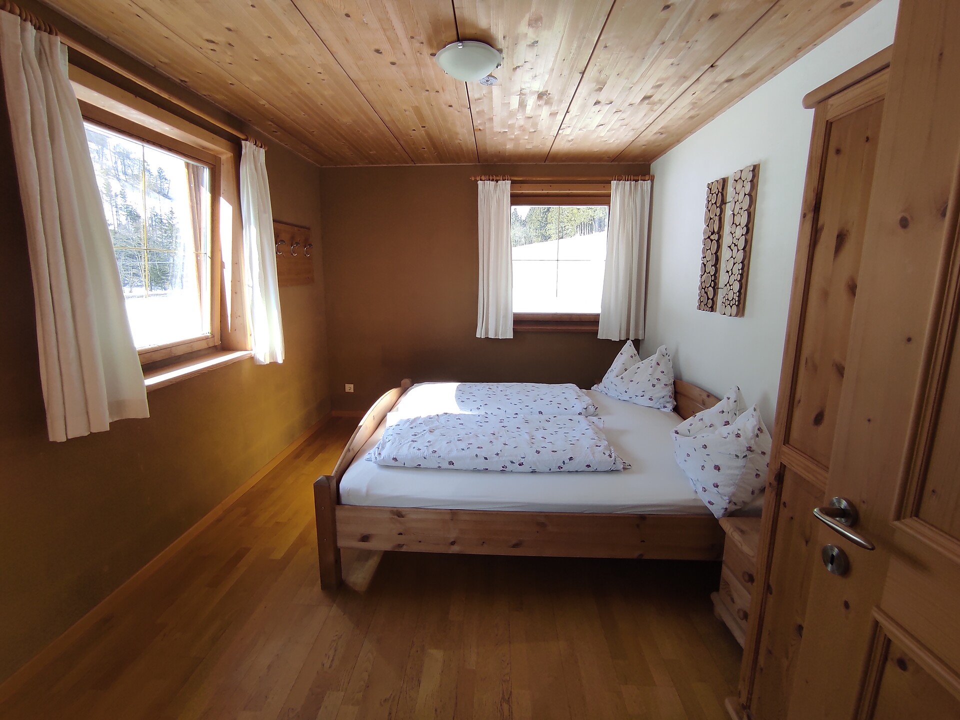 Sleeping room