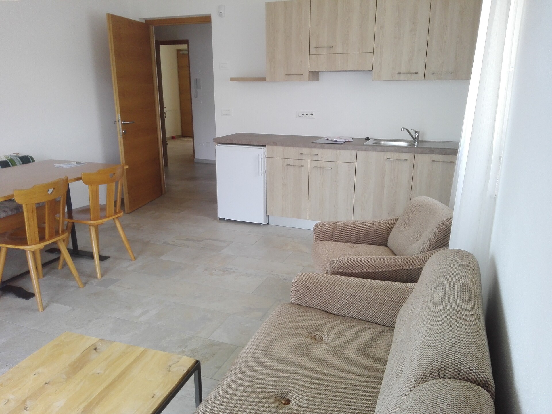 livingroom with kitchen