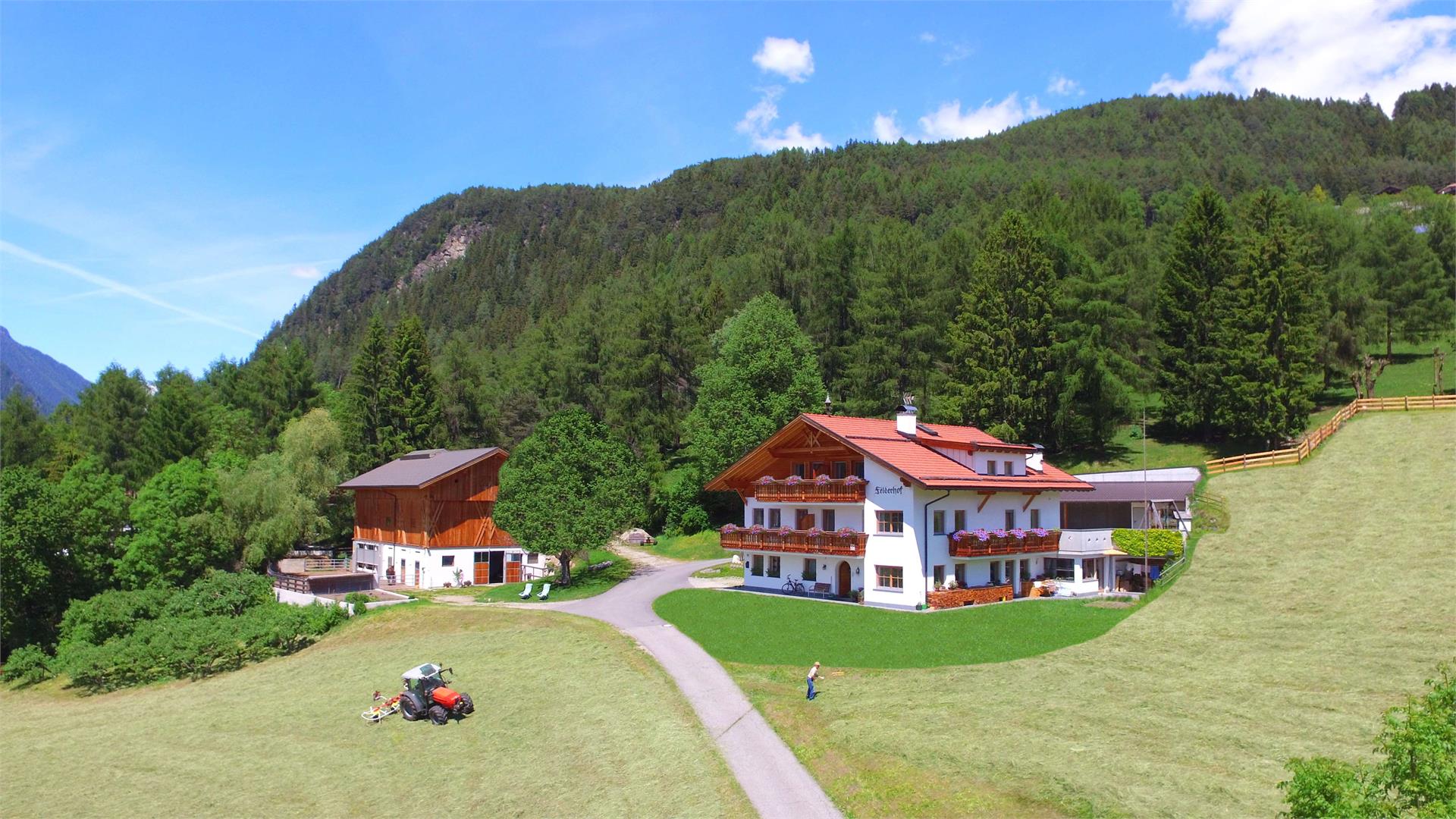 Felderhof Bruneck/Brunico 1 suedtirol.info
