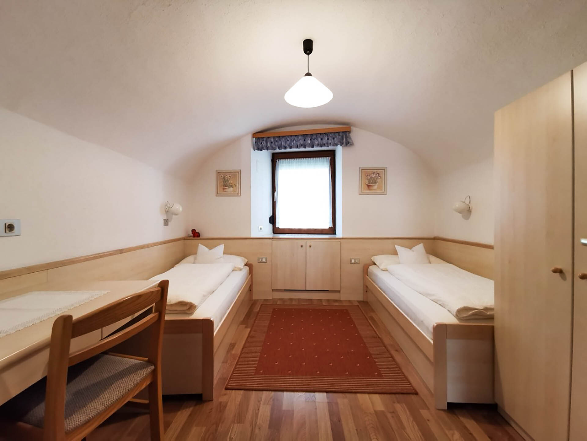 second bedroom