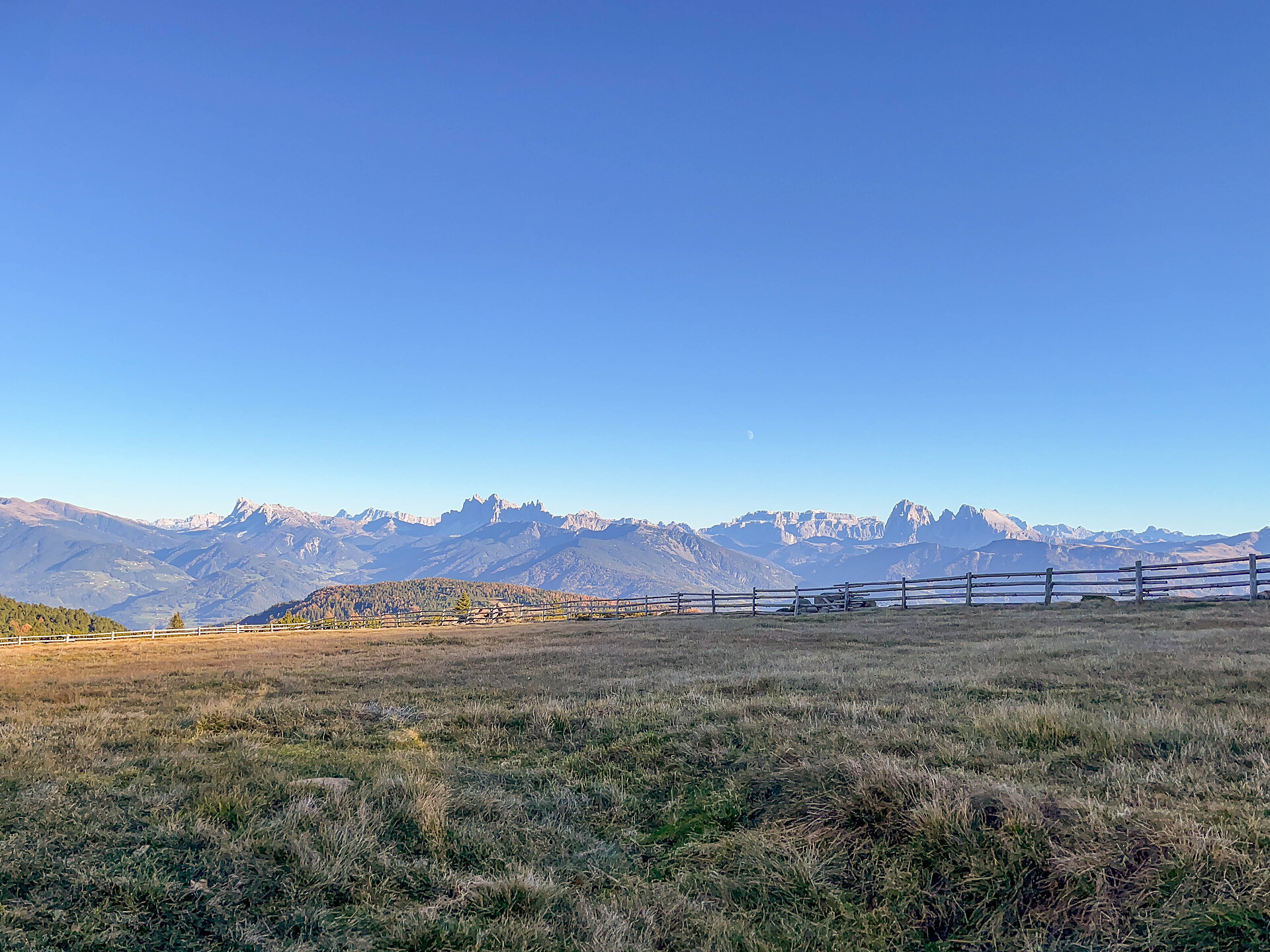 Panoramablick von unserer Almhütte