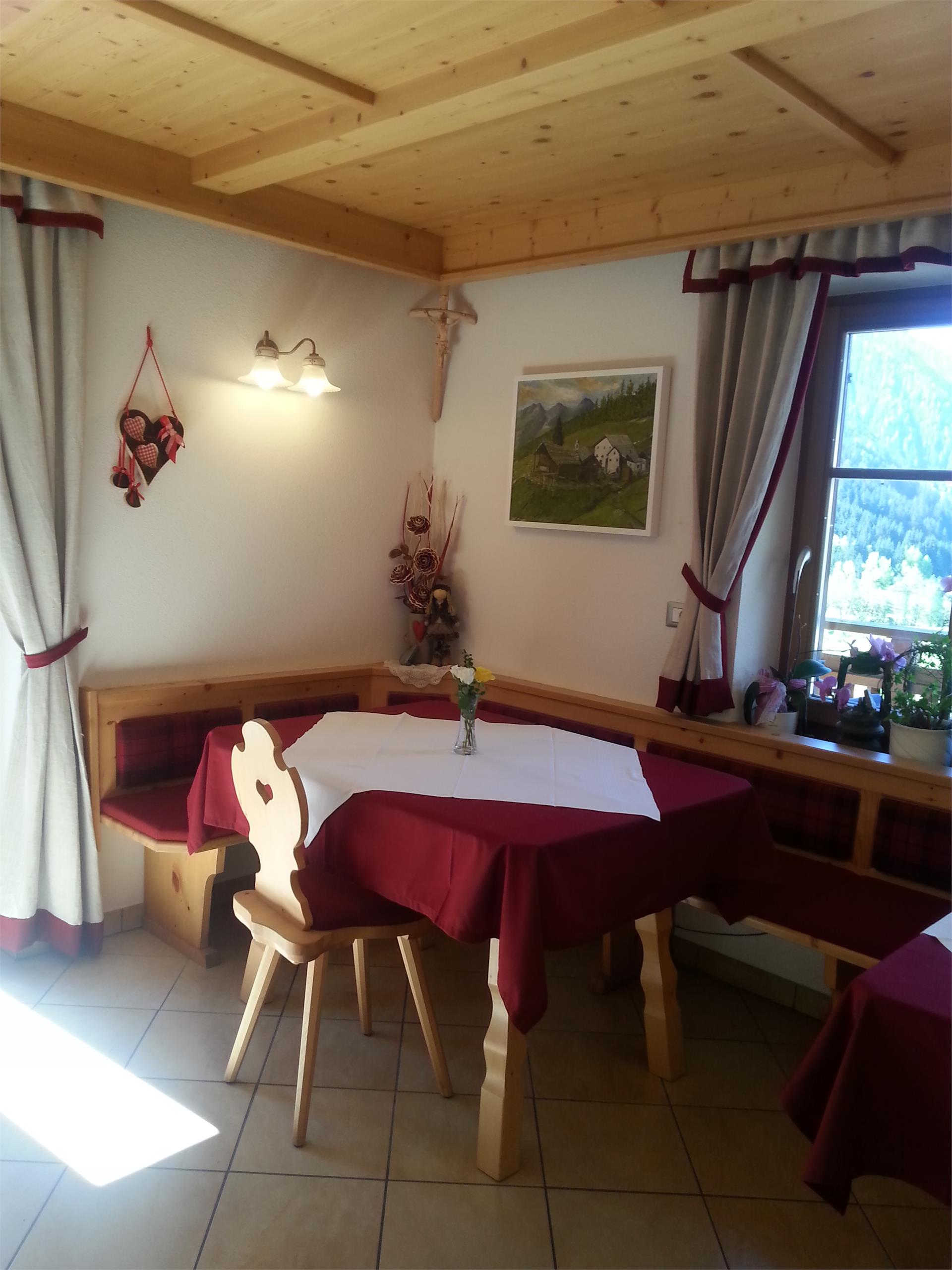 Appartamenti Dorfmüllerhof Rasun Anterselva 4 suedtirol.info