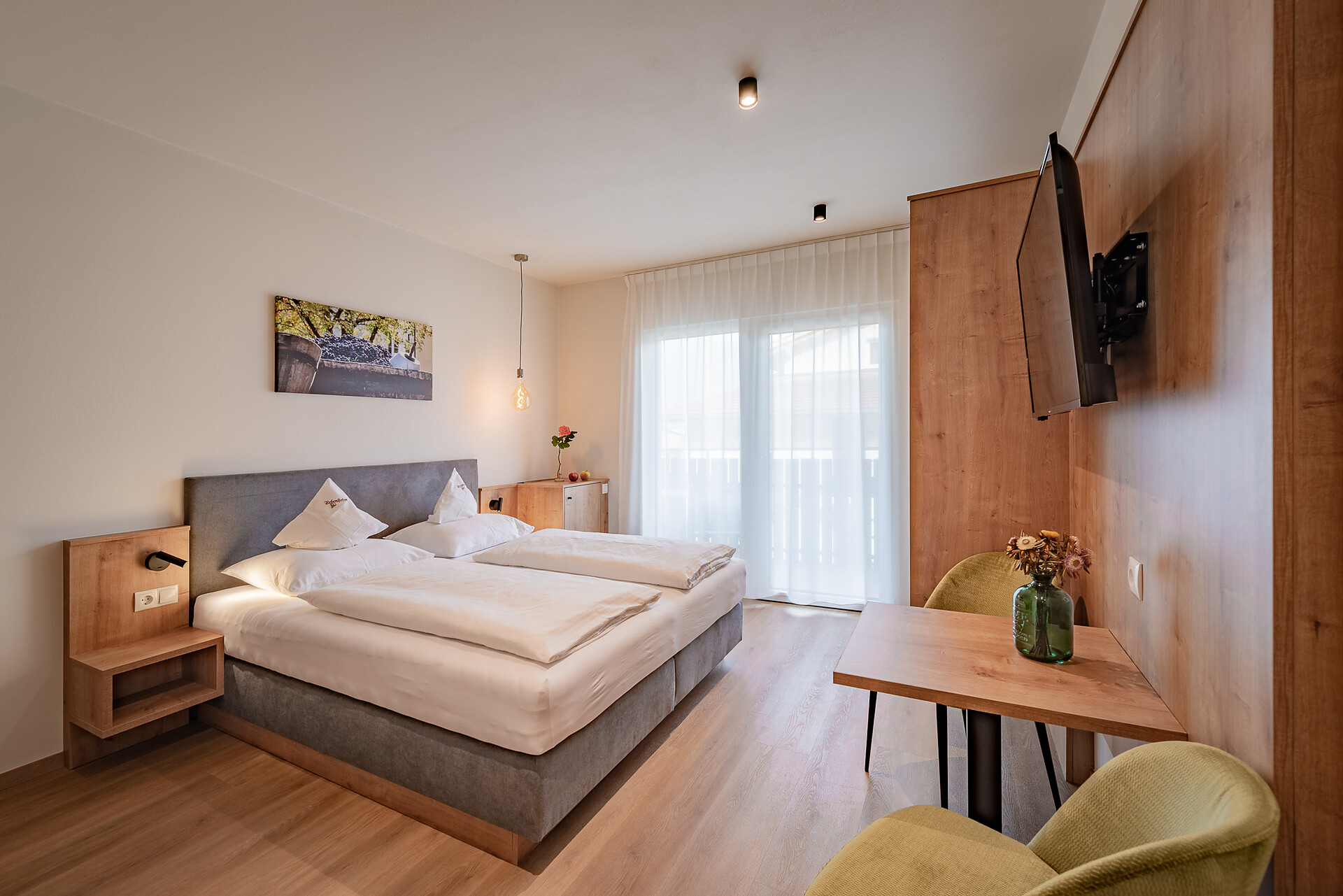 neue moderne Zimmer Lagrein