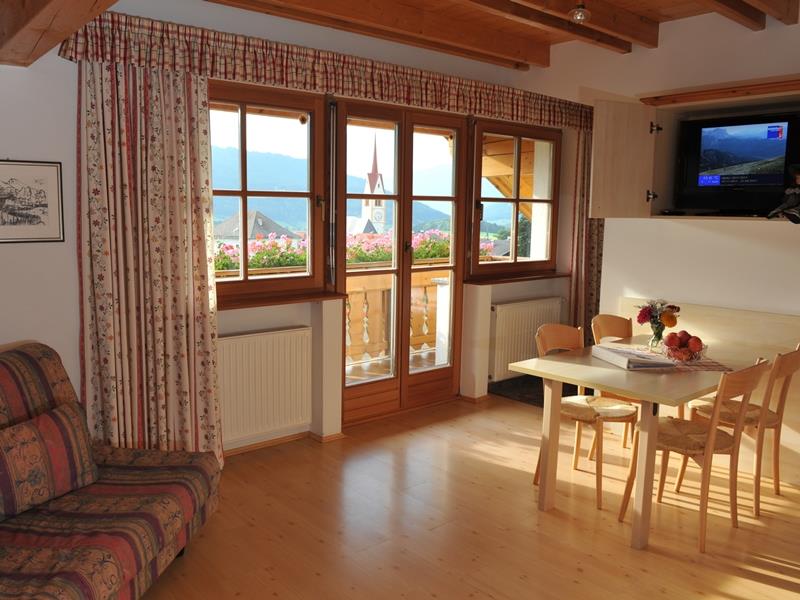 Appartamenti Oberhölzlhof Valdaora 6 suedtirol.info