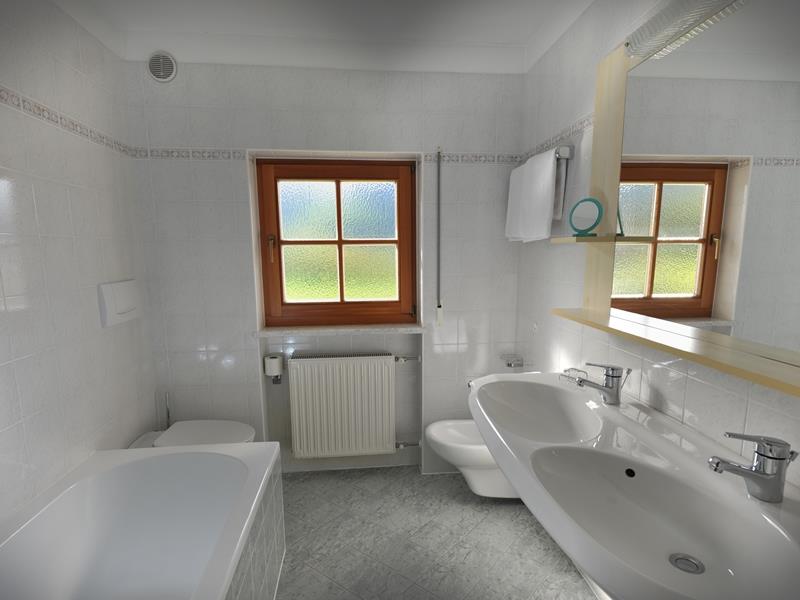 Appartamenti Oberhölzlhof Valdaora 8 suedtirol.info