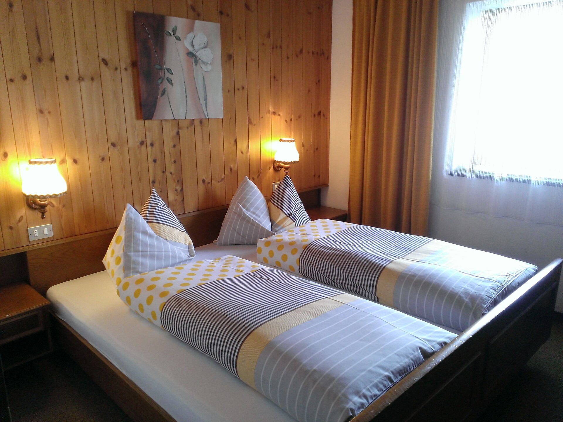 Schlafzimmer App. 5