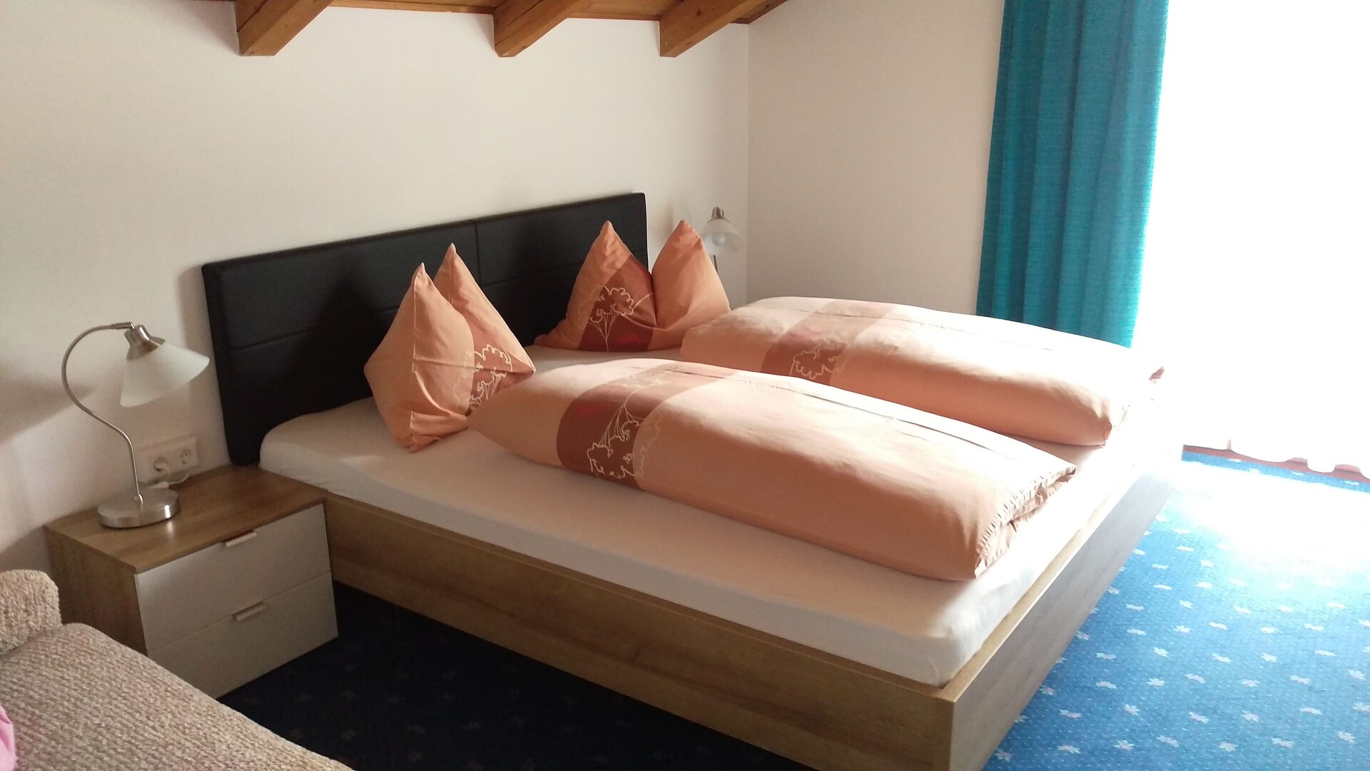 Schlafzimmer App. 3