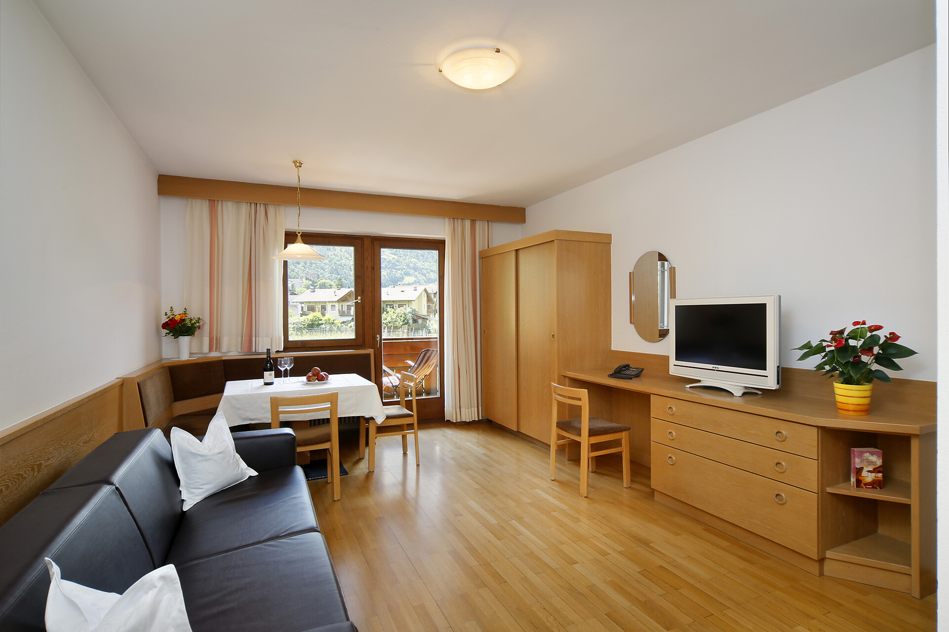Holiday apartment Type A – living room