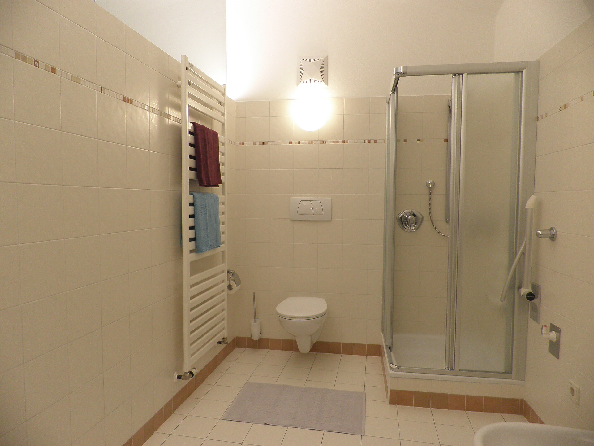 bathroom2