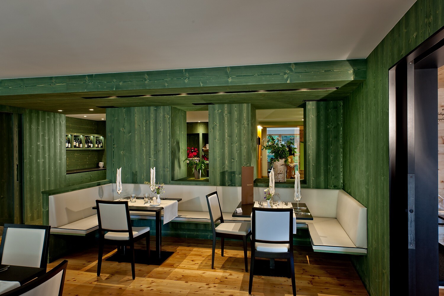 green dining room