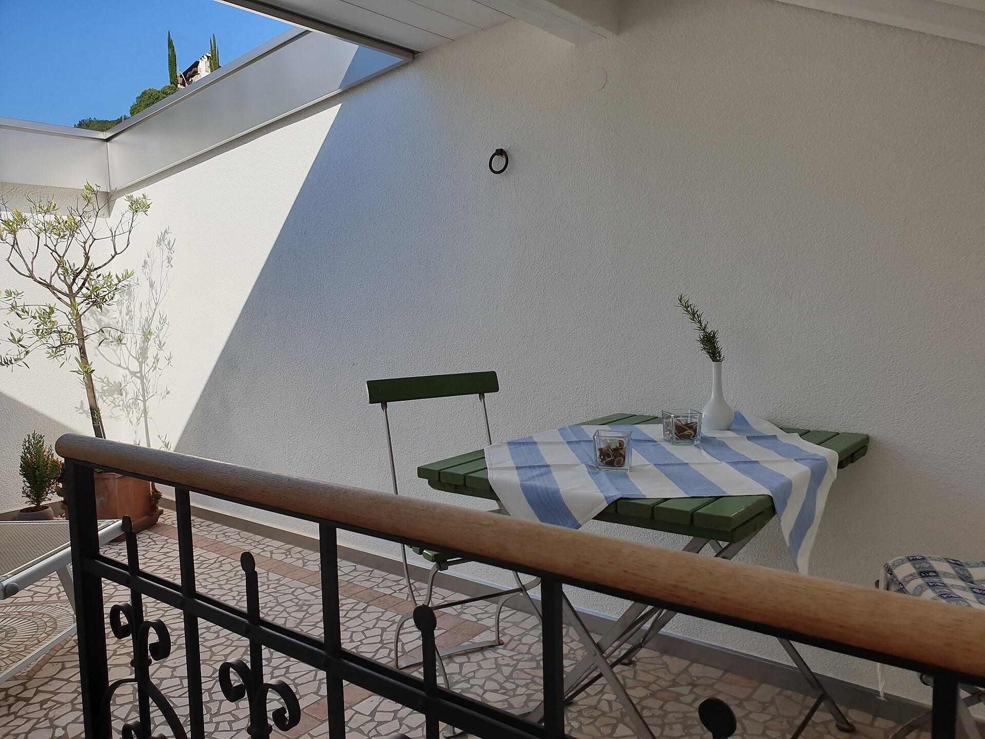 Dachterrasse [Blaue Wohnung]
