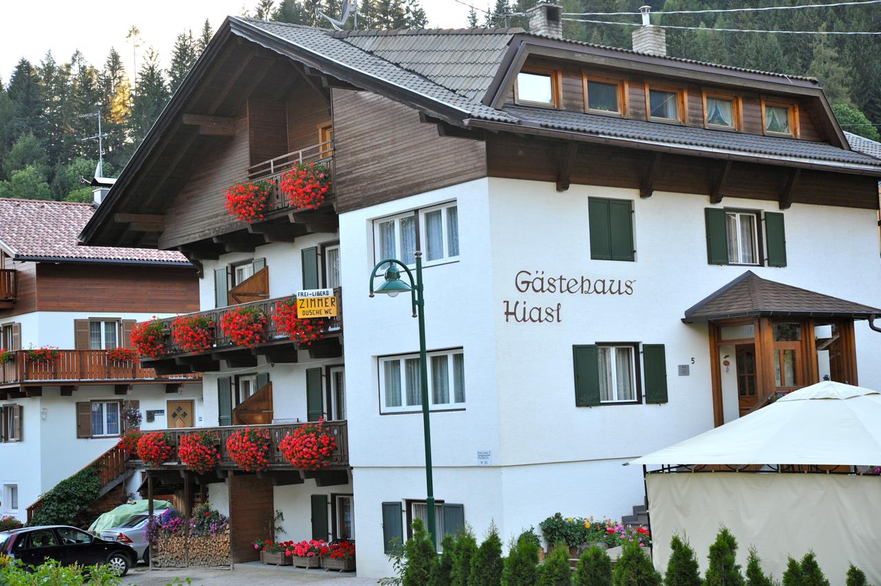 Gästehaus Hiasl Dobbiaco 2 suedtirol.info