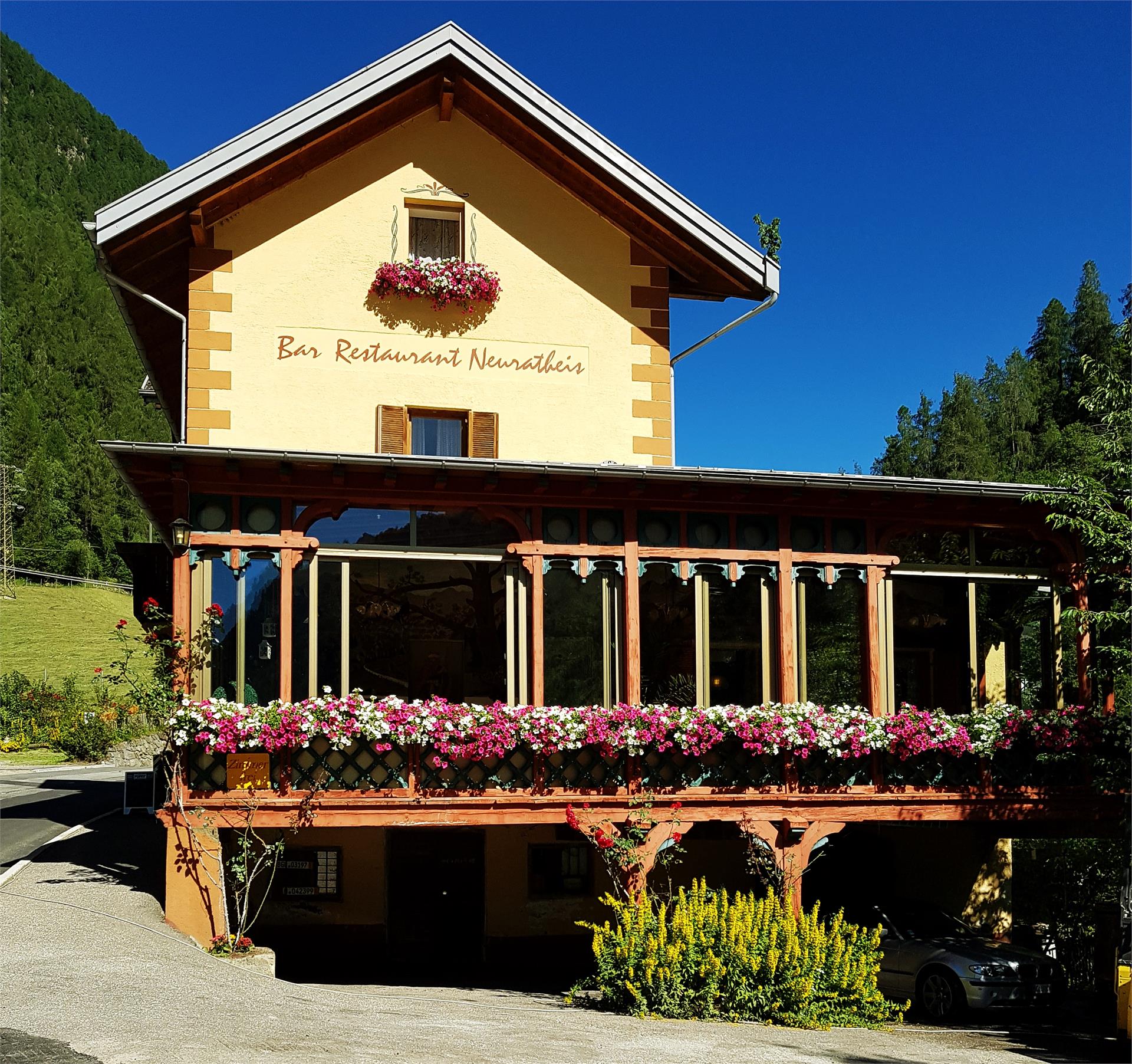 Gasthof Neuratheis Schnals/Senales 2 suedtirol.info