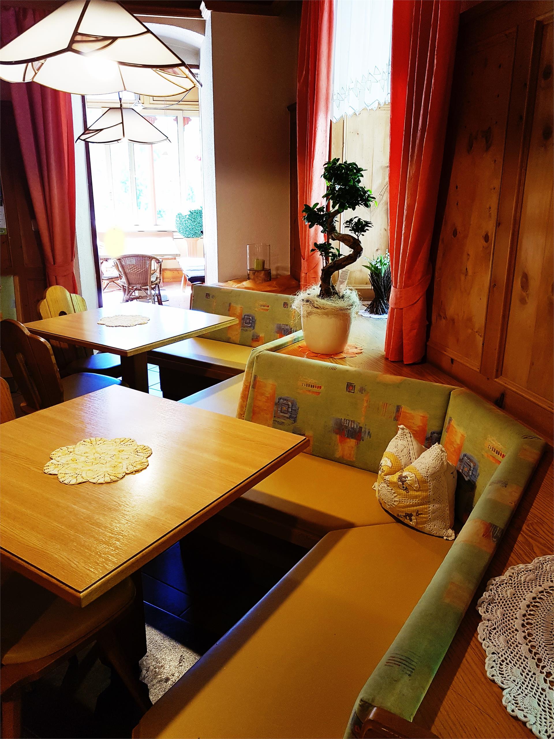 Gasthof Neuratheis Schnals/Senales 6 suedtirol.info