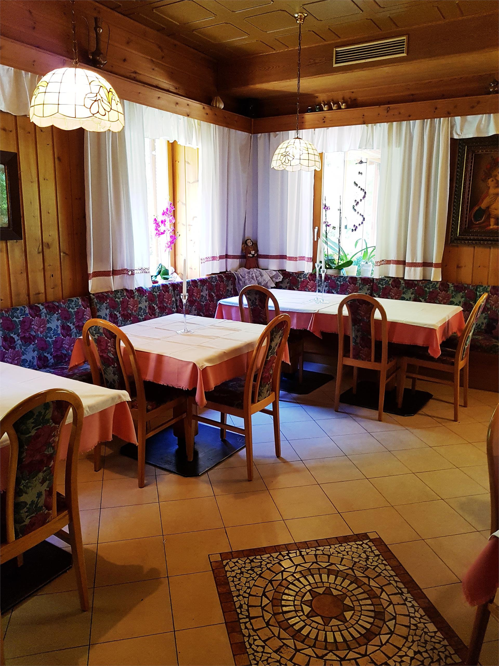Gasthof Neuratheis Schnals/Senales 7 suedtirol.info