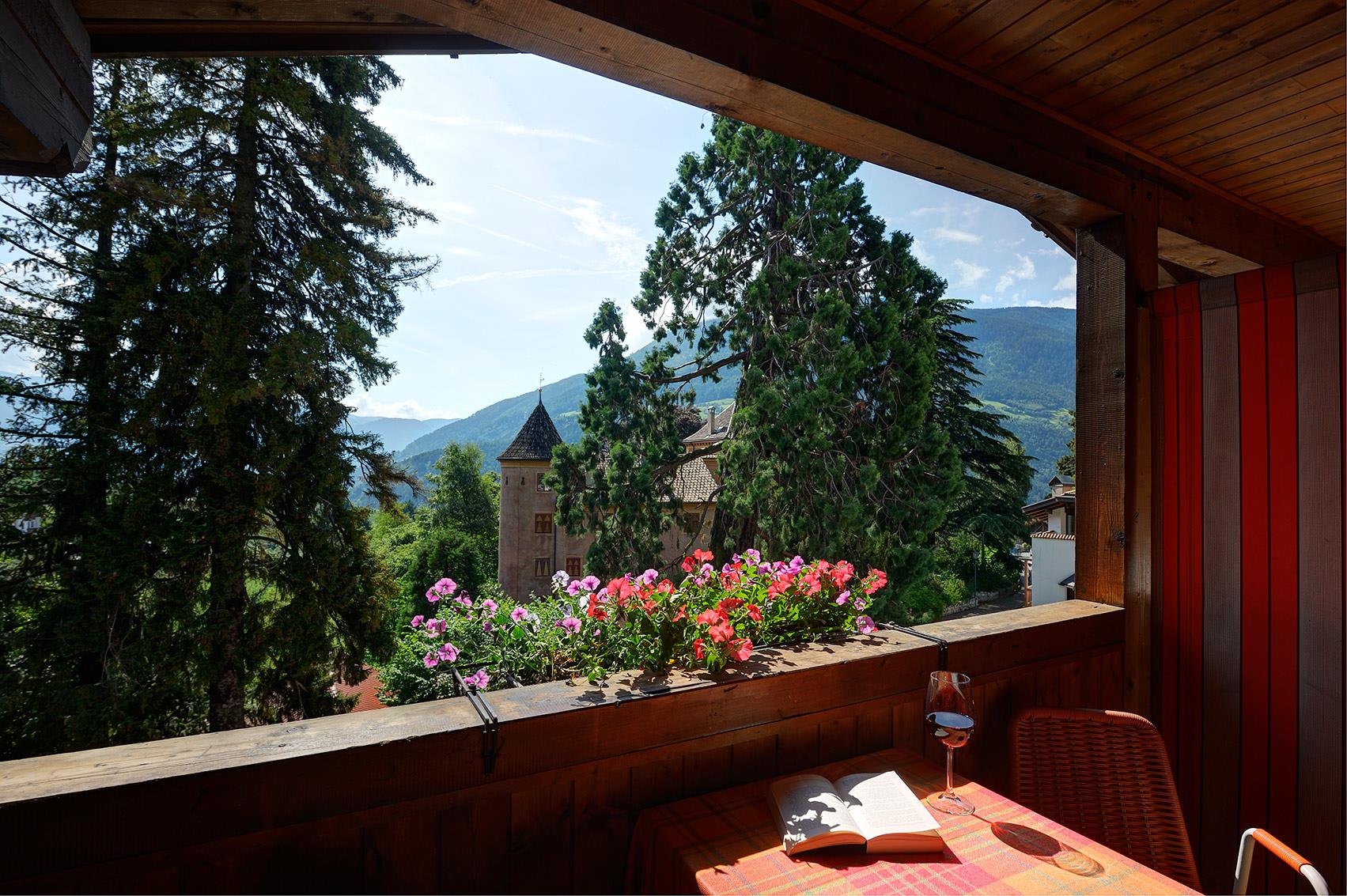Garni-Hotel Appartamenti Taufenbrunn Parcines 8 suedtirol.info