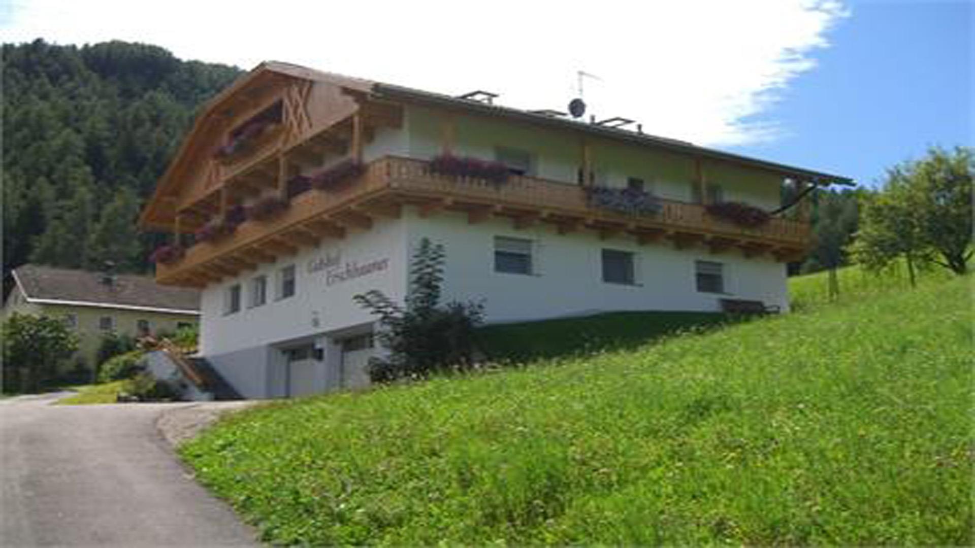 Gutshof Erschbaumer St.Lorenzen 1 suedtirol.info